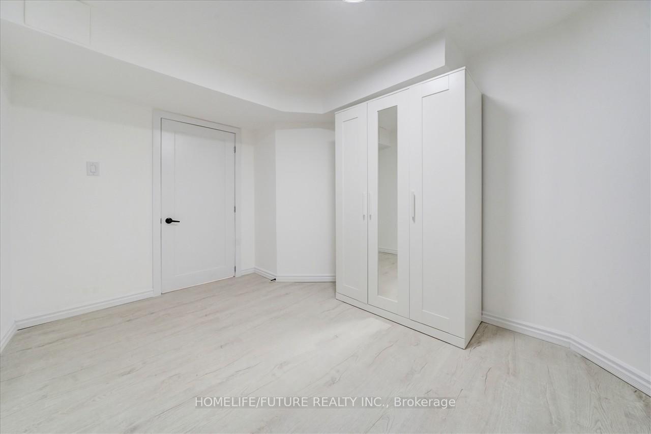 Photo 29 of 14 Knotty Pine Drive, Whitby, Williamsburg — HOMEH