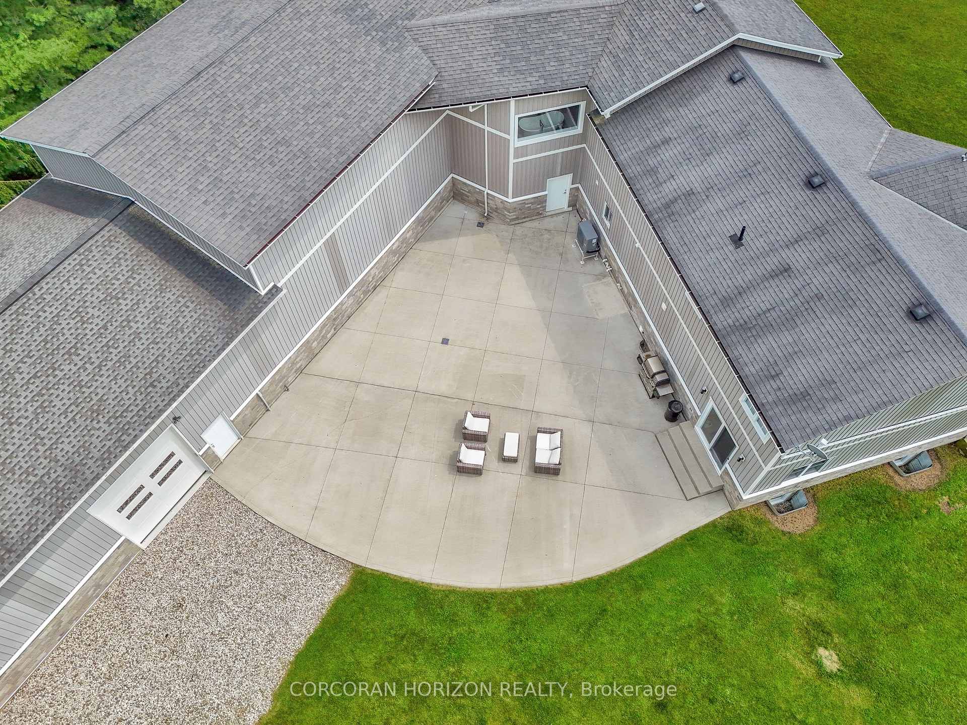 Photo 48 of 441 Scenic Drive, Brant, South Dumfries — HOMEH