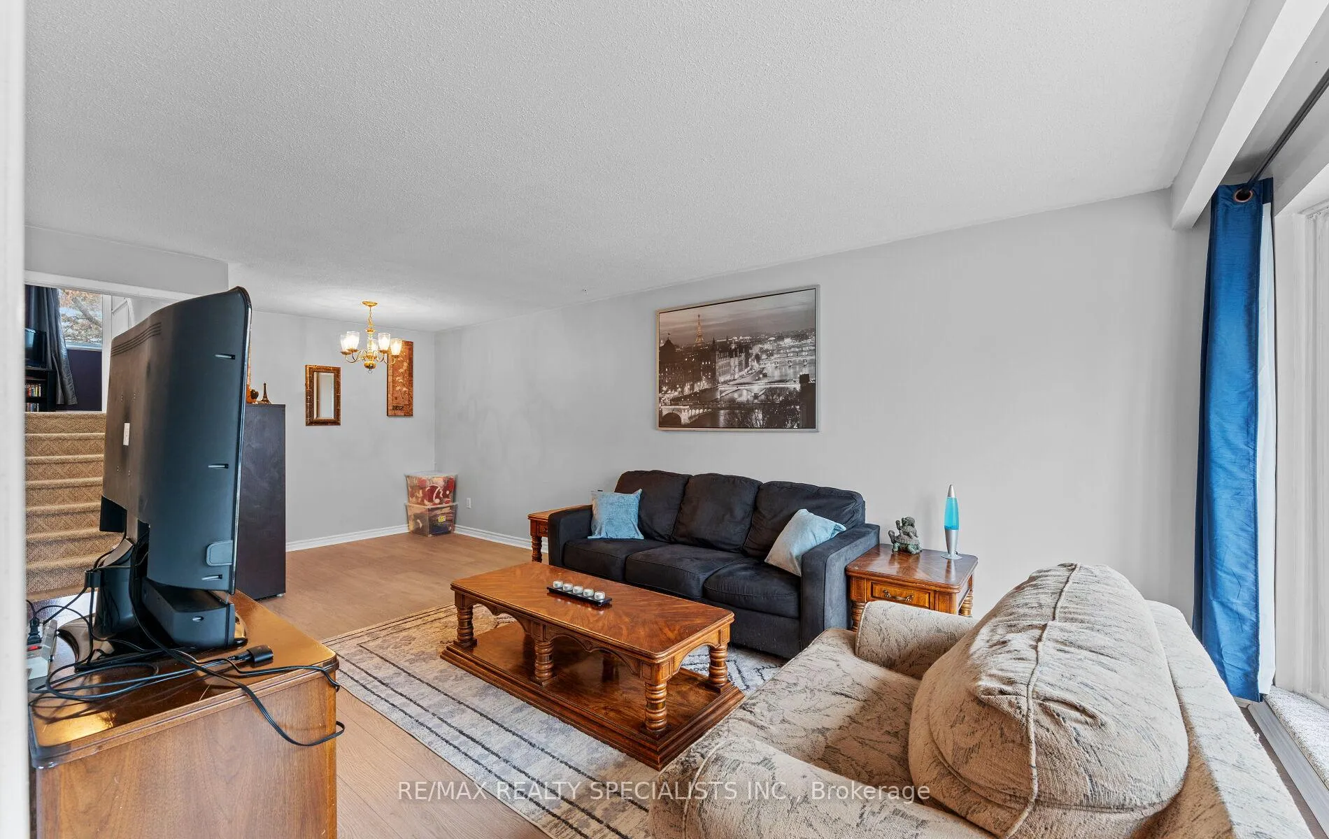 Photo 4 of 25 Edenridge Drive, Brampton, Southgate — HOMEH