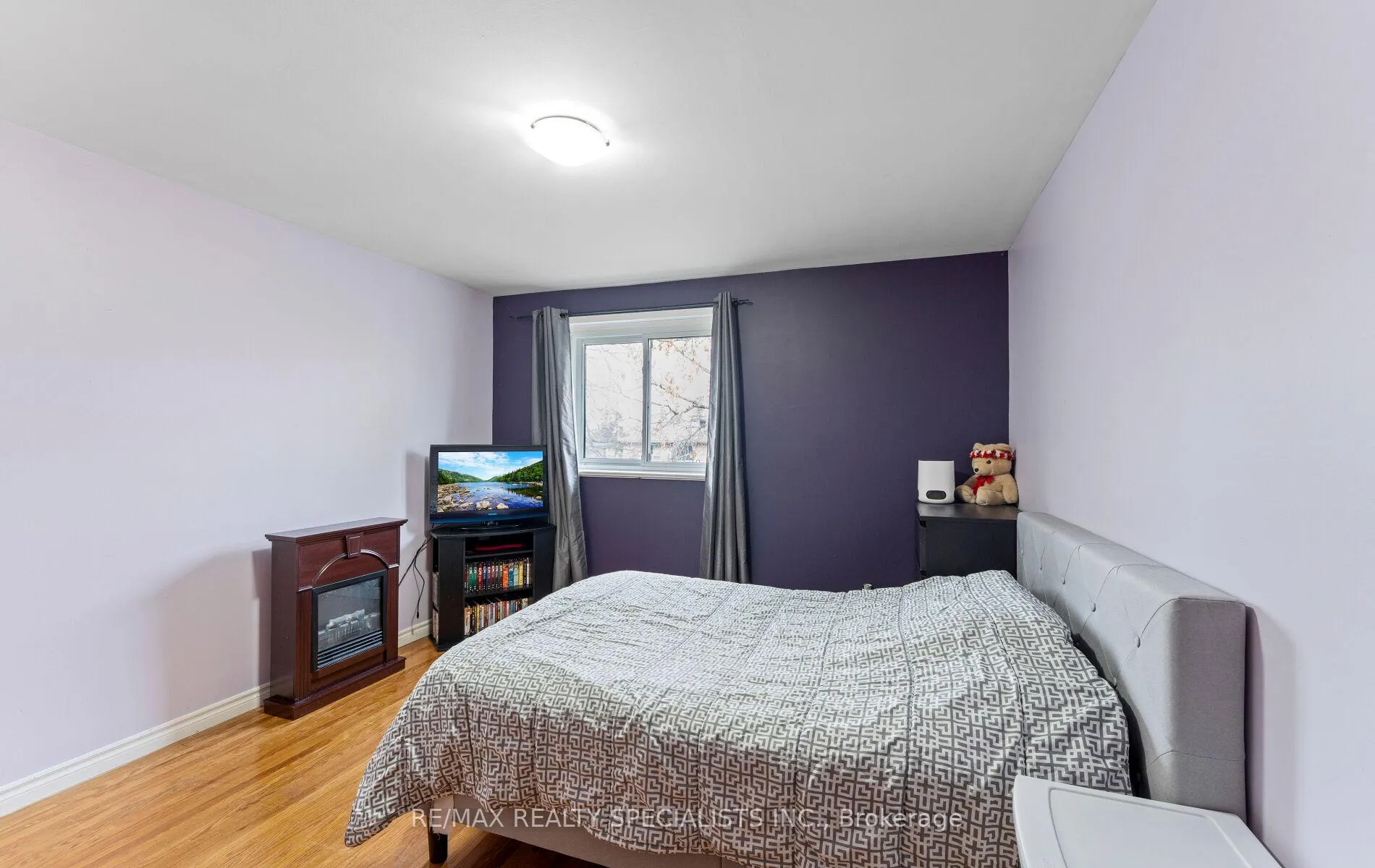 Photo 13 of 25 Edenridge Drive, Brampton, Southgate — HOMEH
