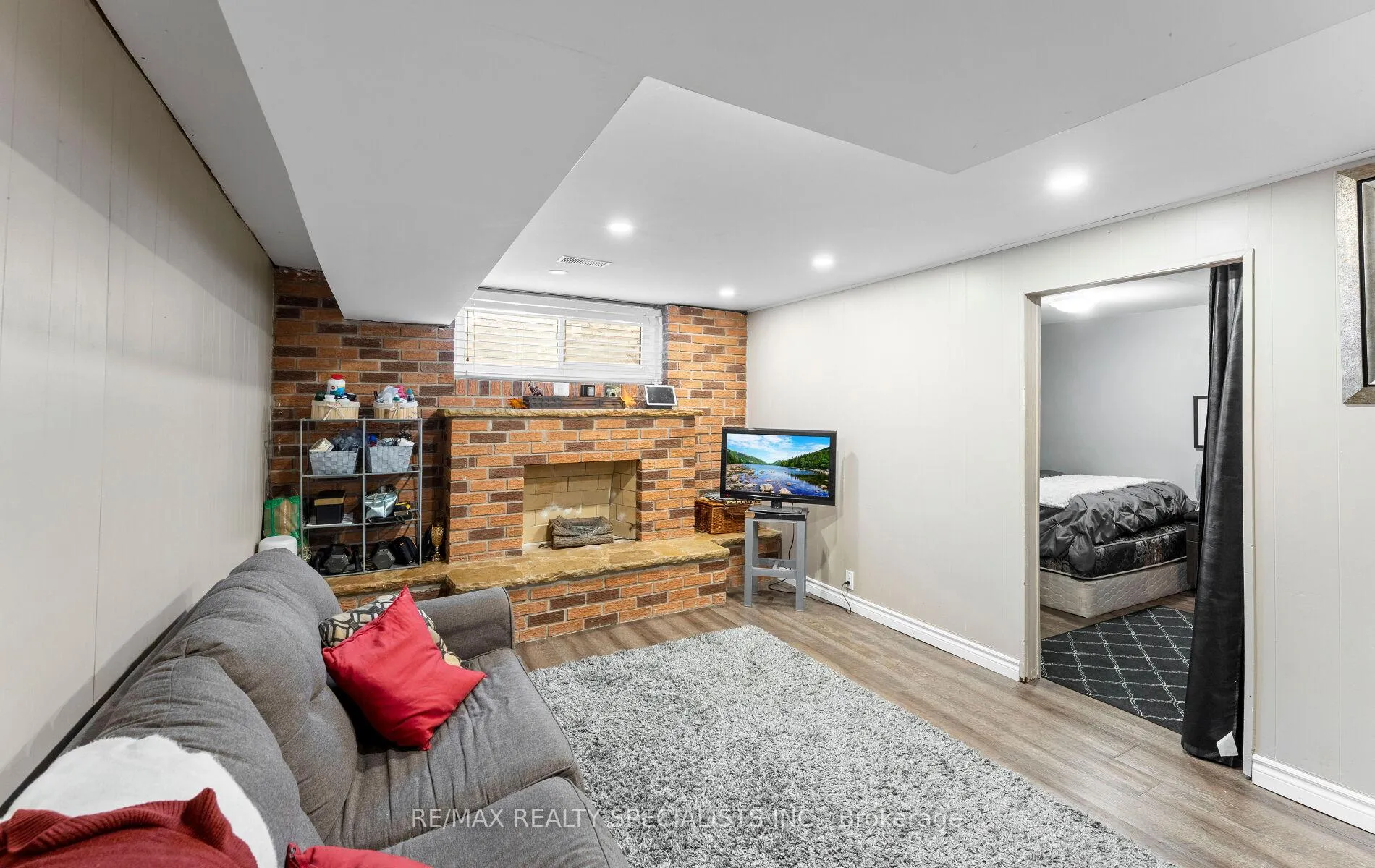 Photo 21 of 25 Edenridge Drive, Brampton, Southgate — HOMEH