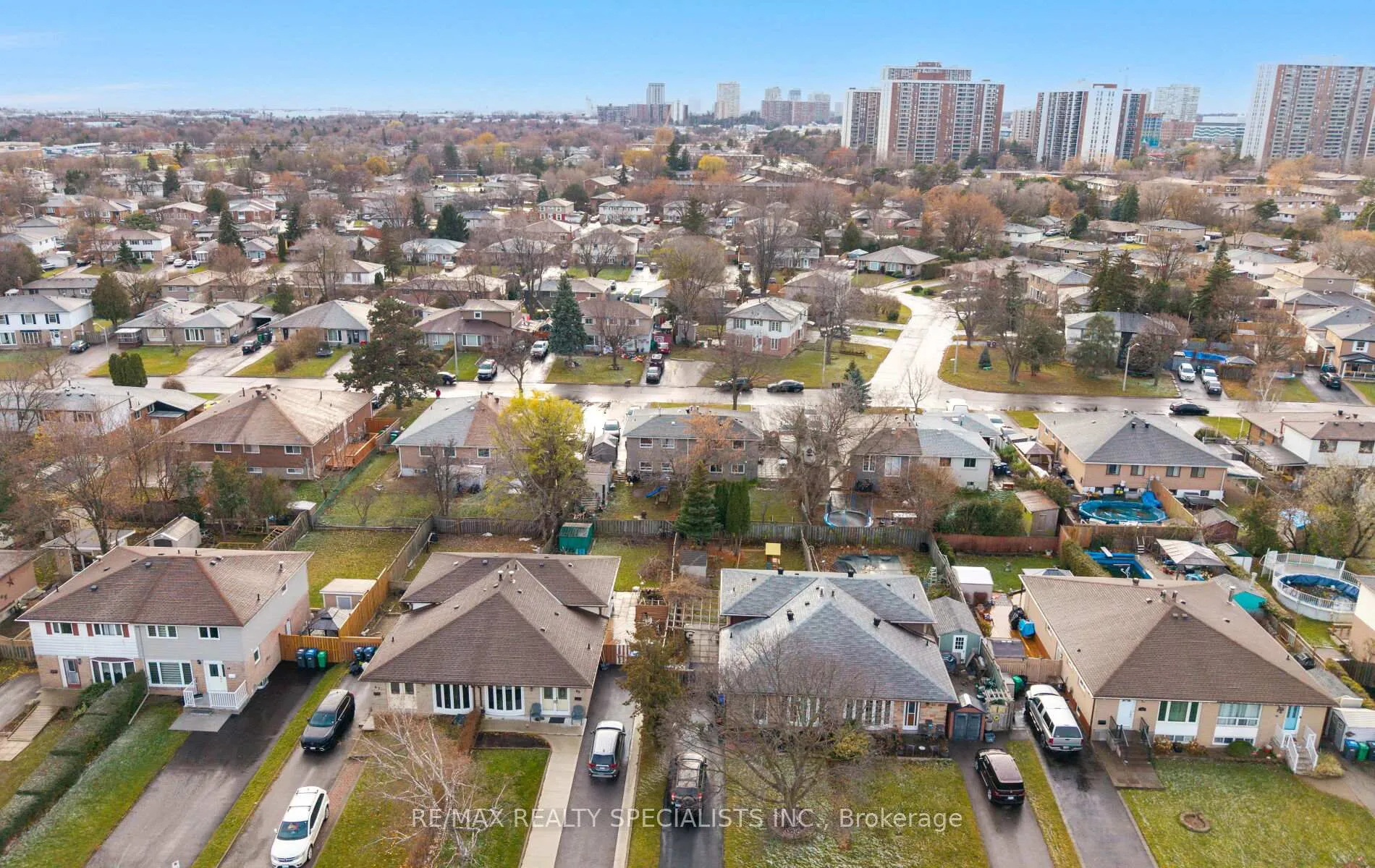 Photo 38 of 25 Edenridge Drive, Brampton, Southgate — HOMEH