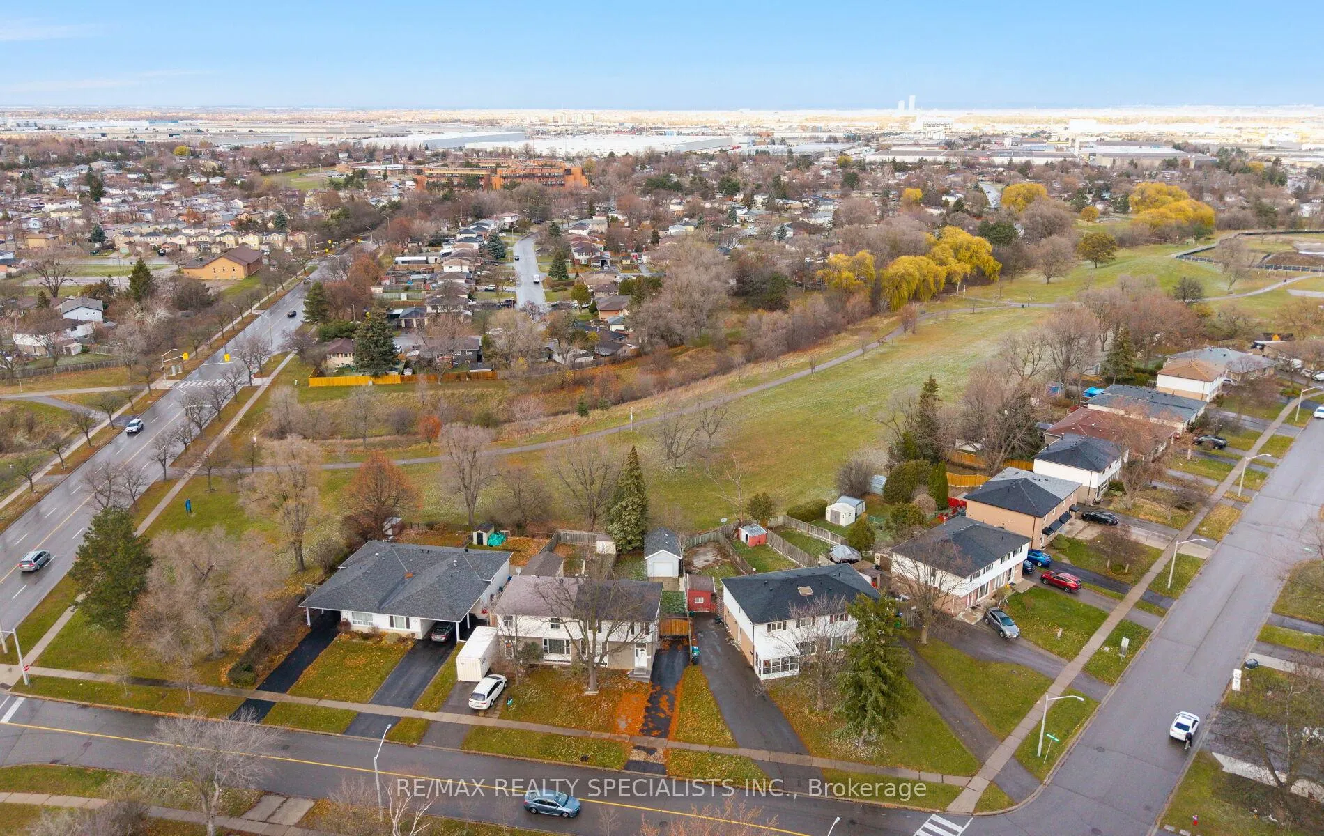 Photo 45 of 25 Edenridge Drive, Brampton, Southgate — HOMEH