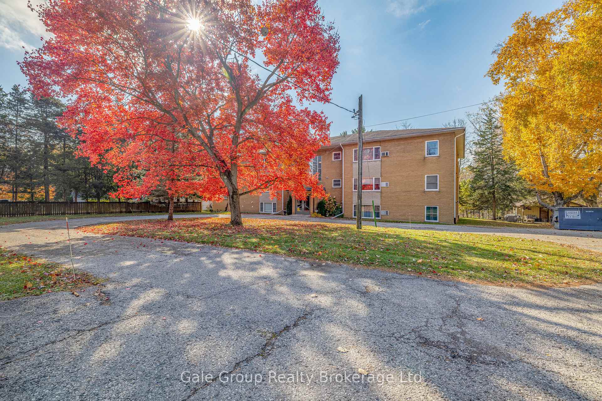 Front of Unit 5, 75 Hale Street W