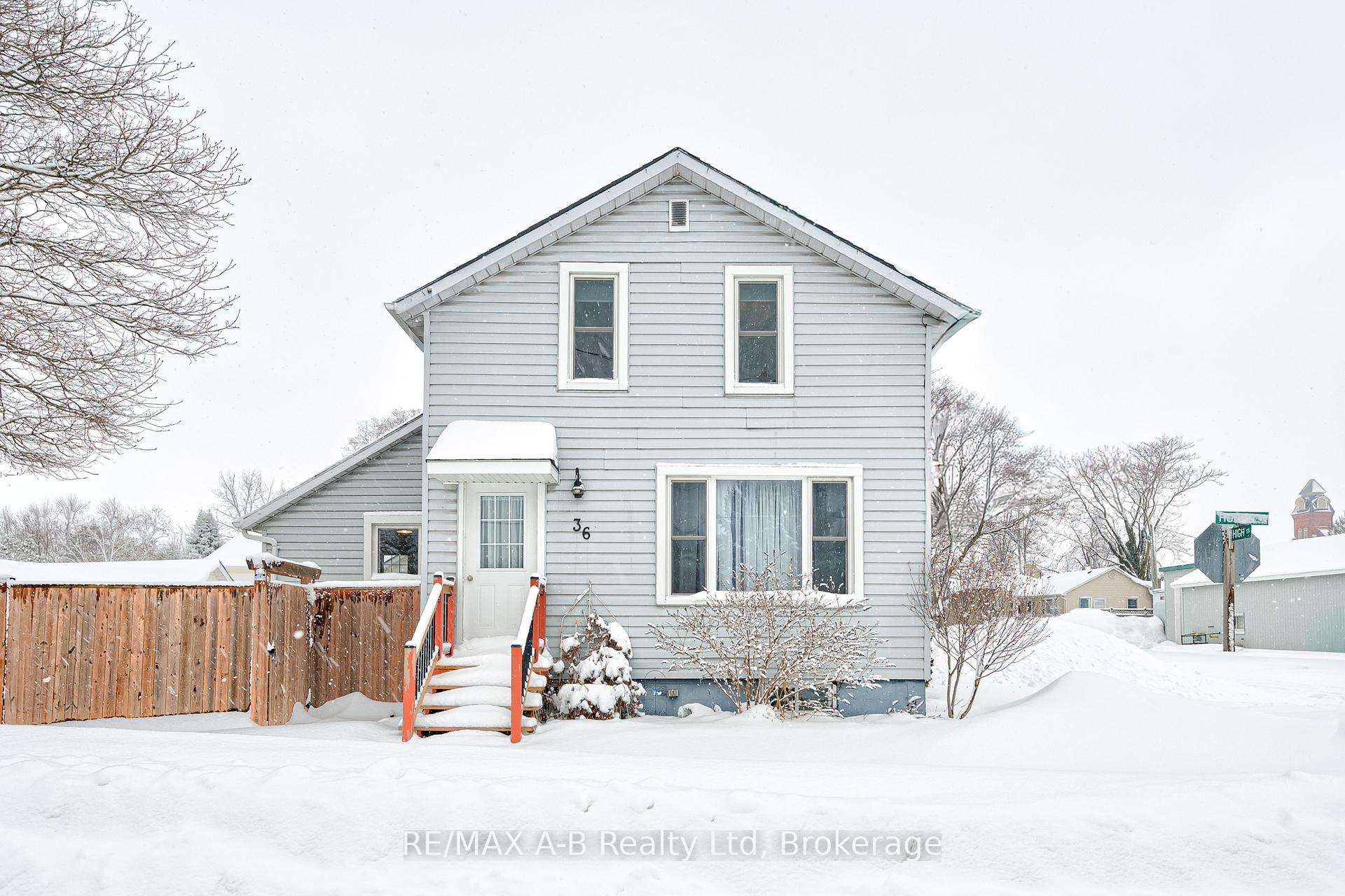 Front of 36 Huron Street