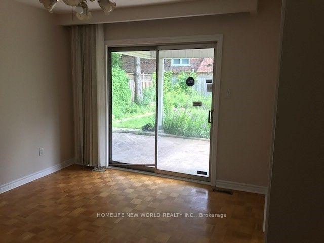 Photo 2 of Unit Lower, 33 Pheasant Valley Court, Markham, Thornhill — HOMEH