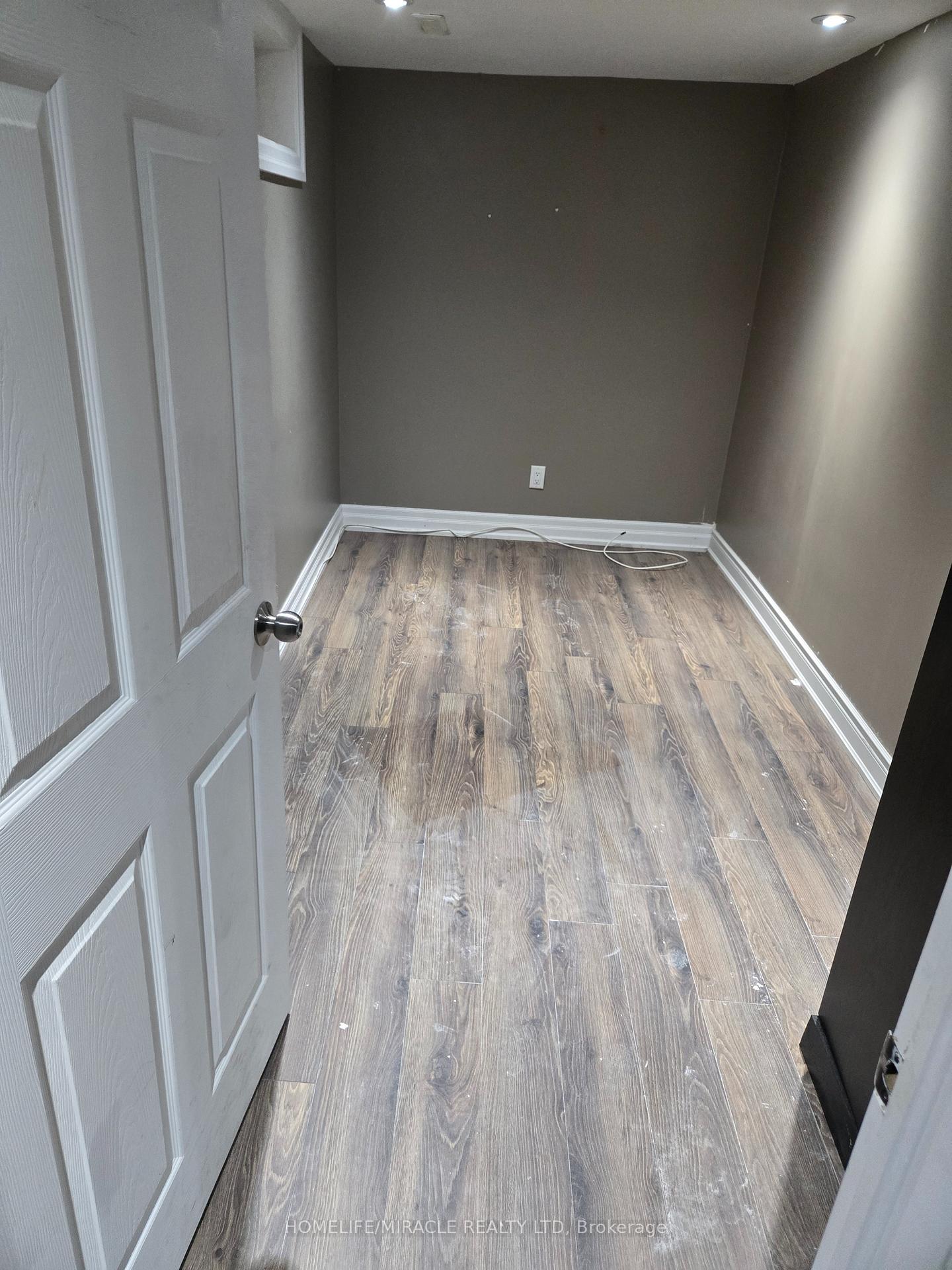 Photo 14 of 52 Glenforest Road, Brampton, Northgate — HOMEH