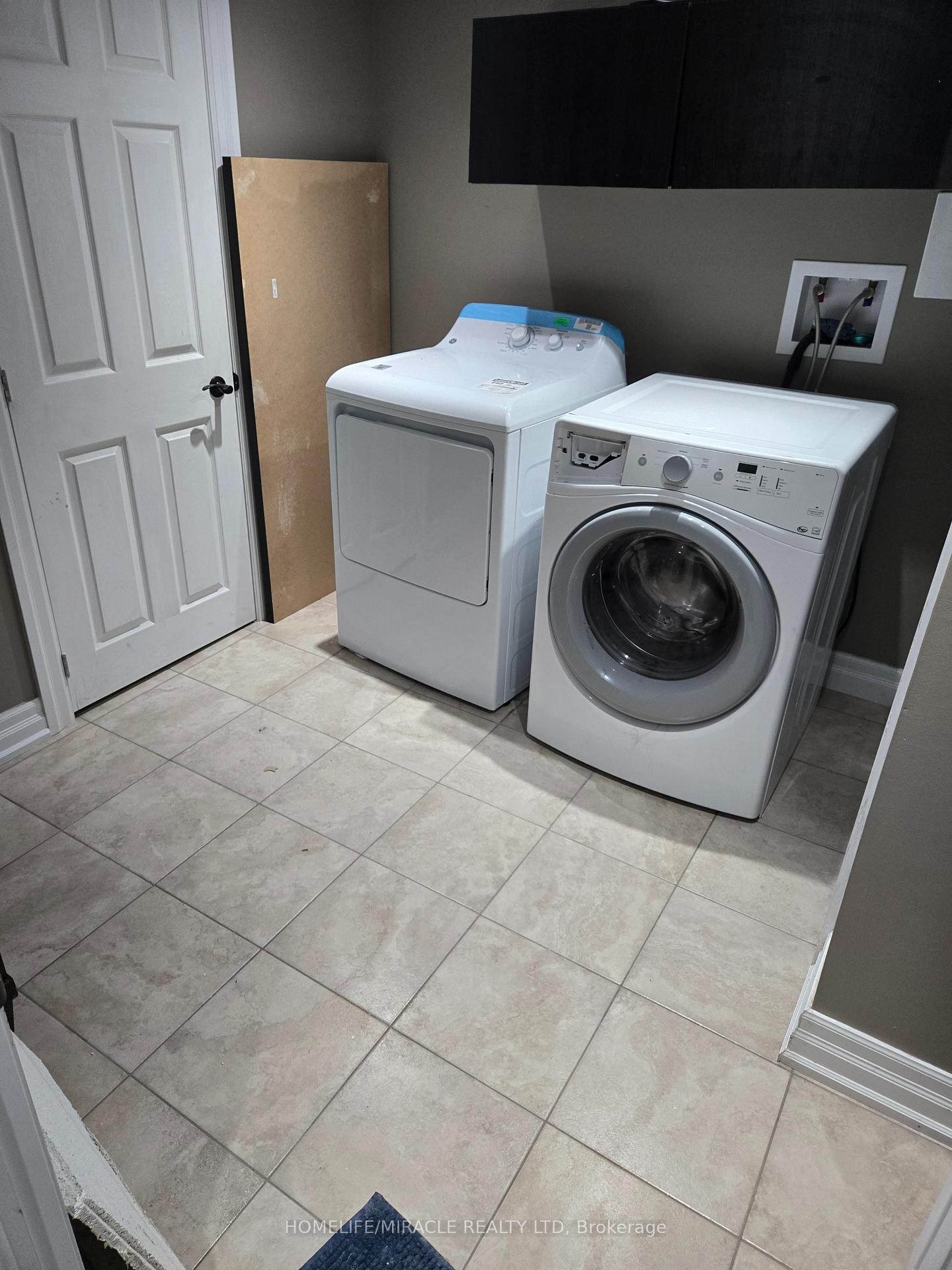 Photo 8 of 52 Glenforest Road, Brampton, Northgate — HOMEH