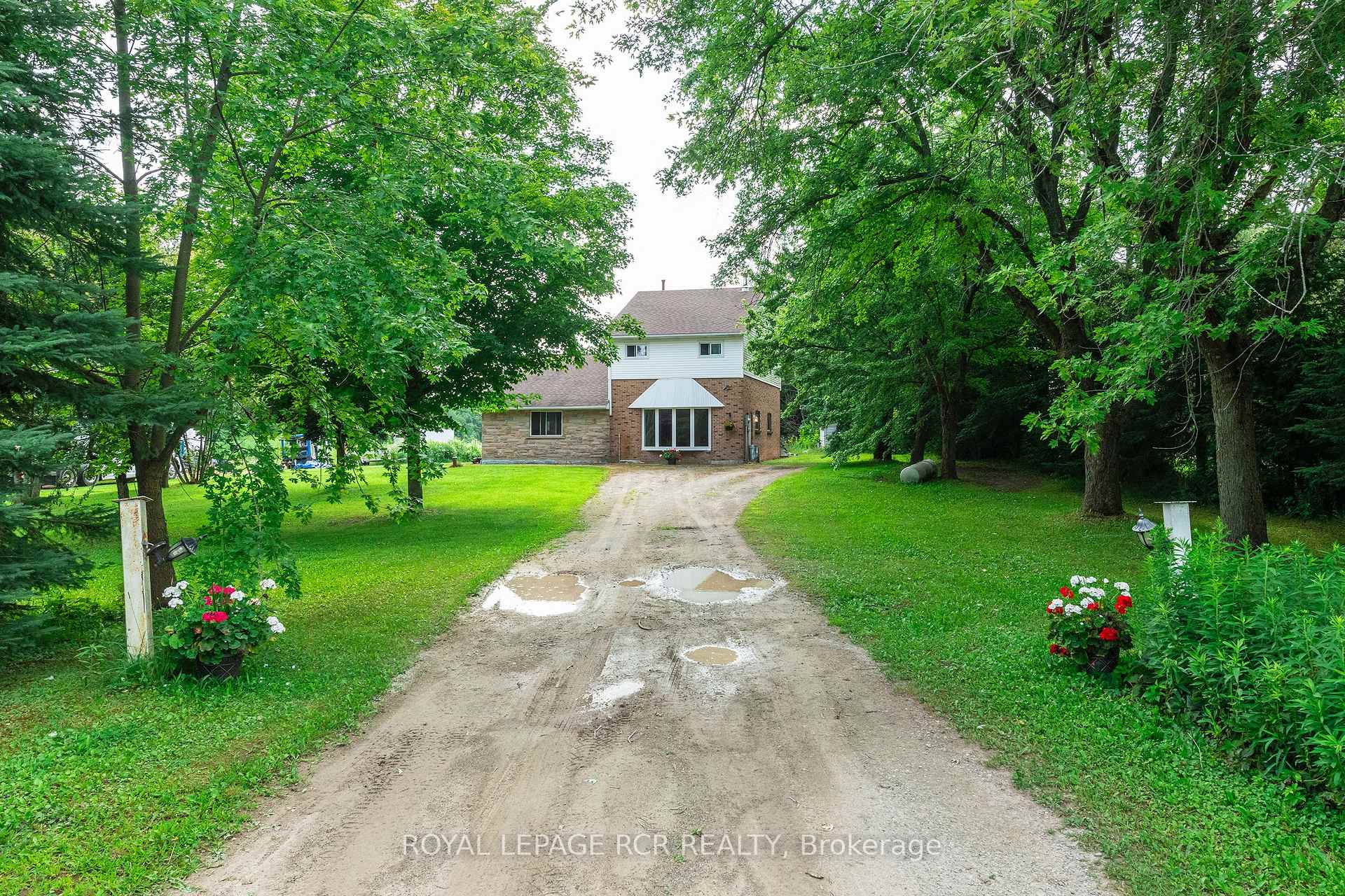 Photo 2 of 5622 Sixth Line, Erin, Rural Erin — HOMEH