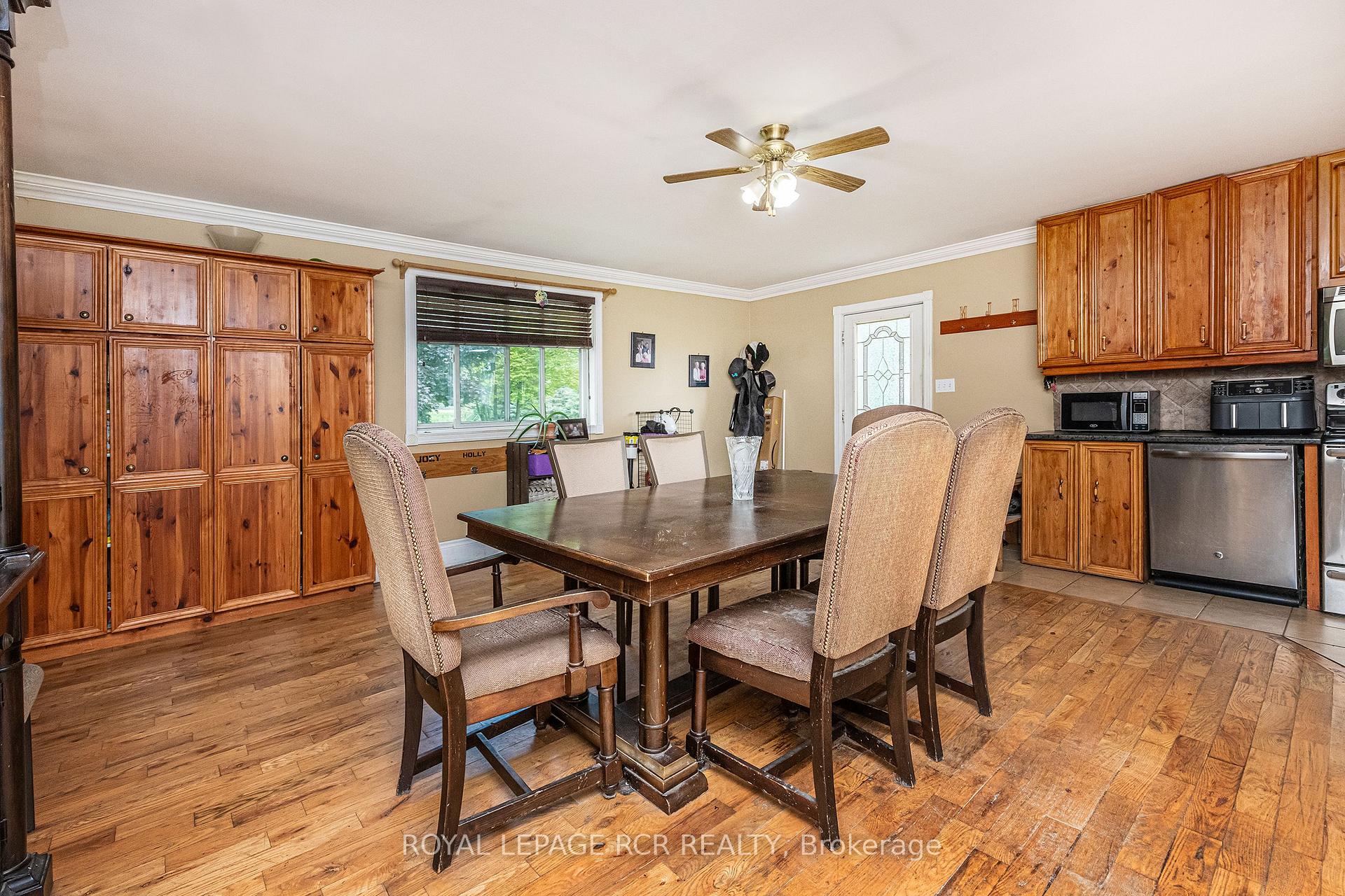 Photo 9 of 5622 Sixth Line, Erin, Rural Erin — HOMEH