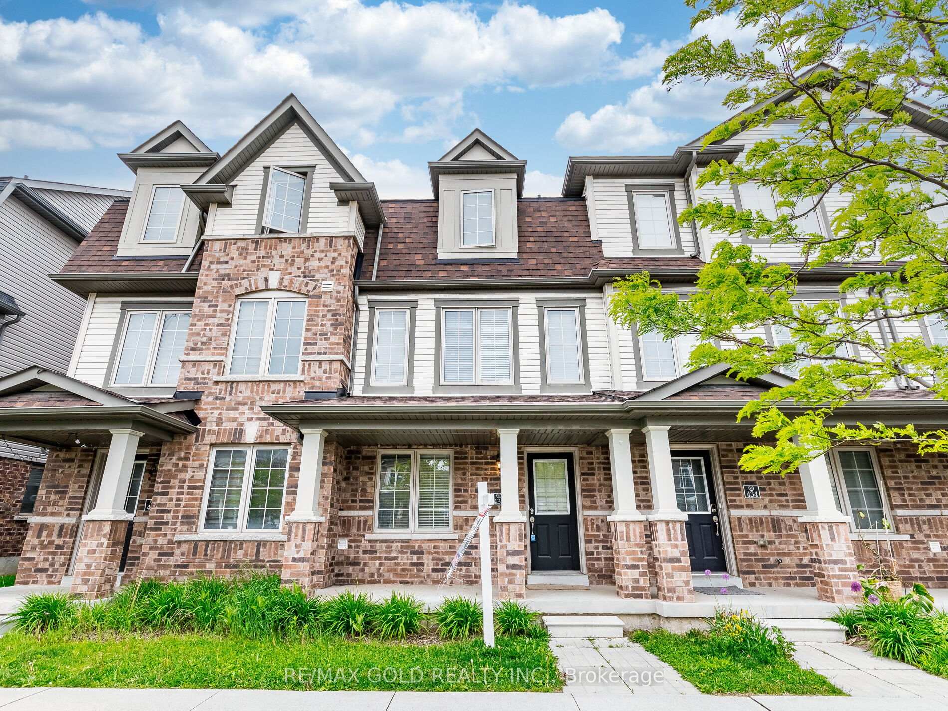 Front of 436 Linden Drive