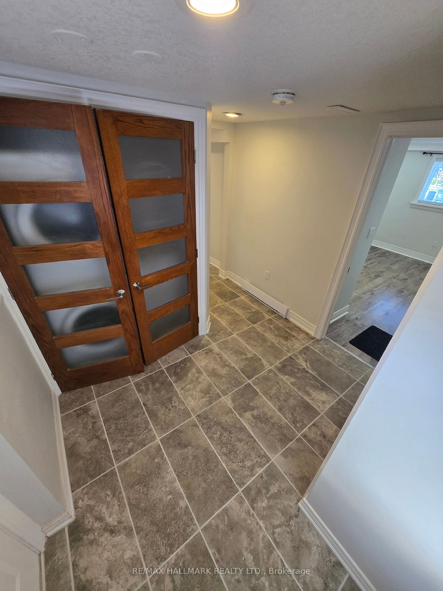 Photo 7 of Unit 101, 18 Summerside Crescent, Cambridge — HOMEH