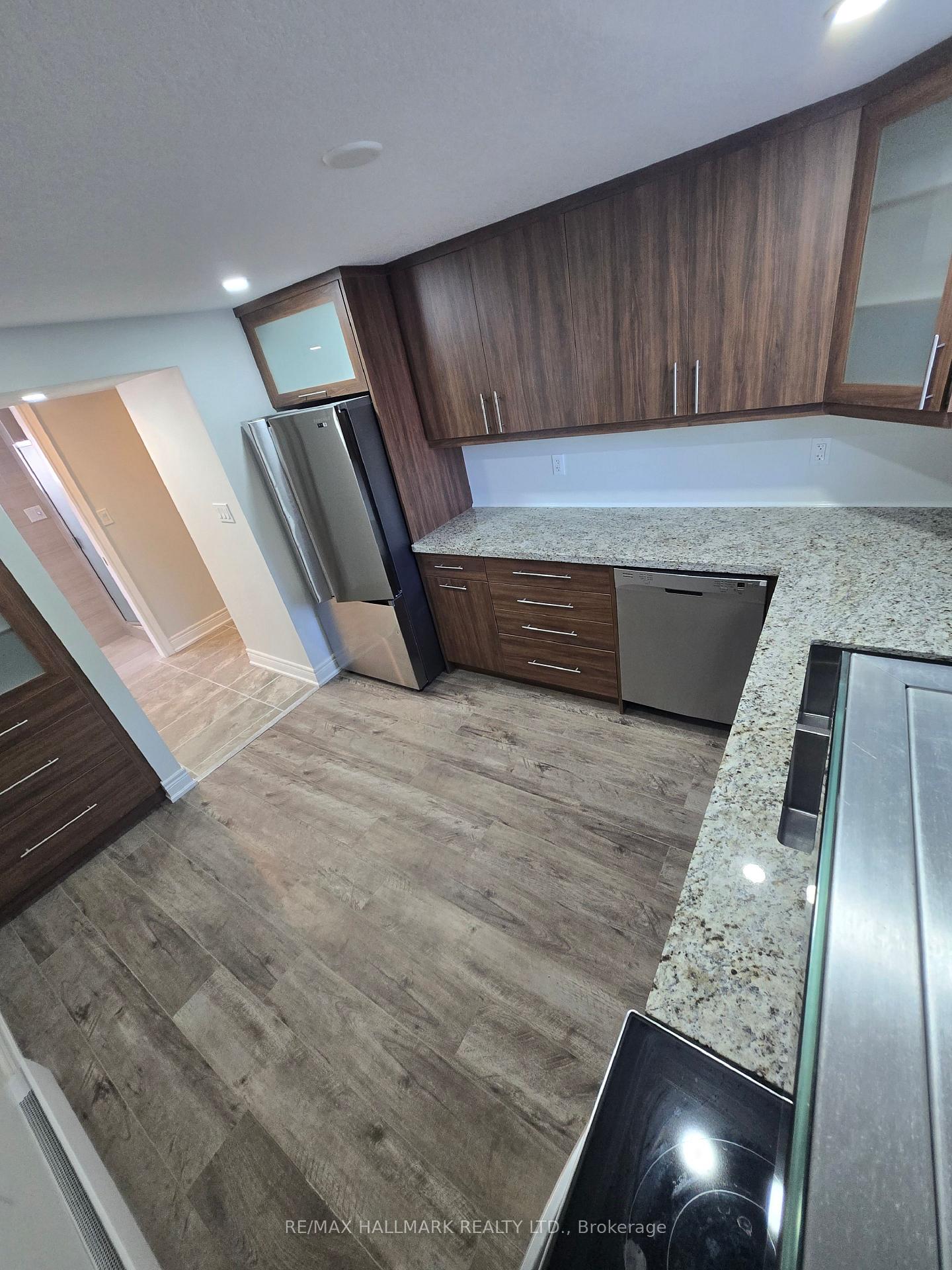 Photo 15 of Unit 101, 18 Summerside Crescent, Cambridge — HOMEH