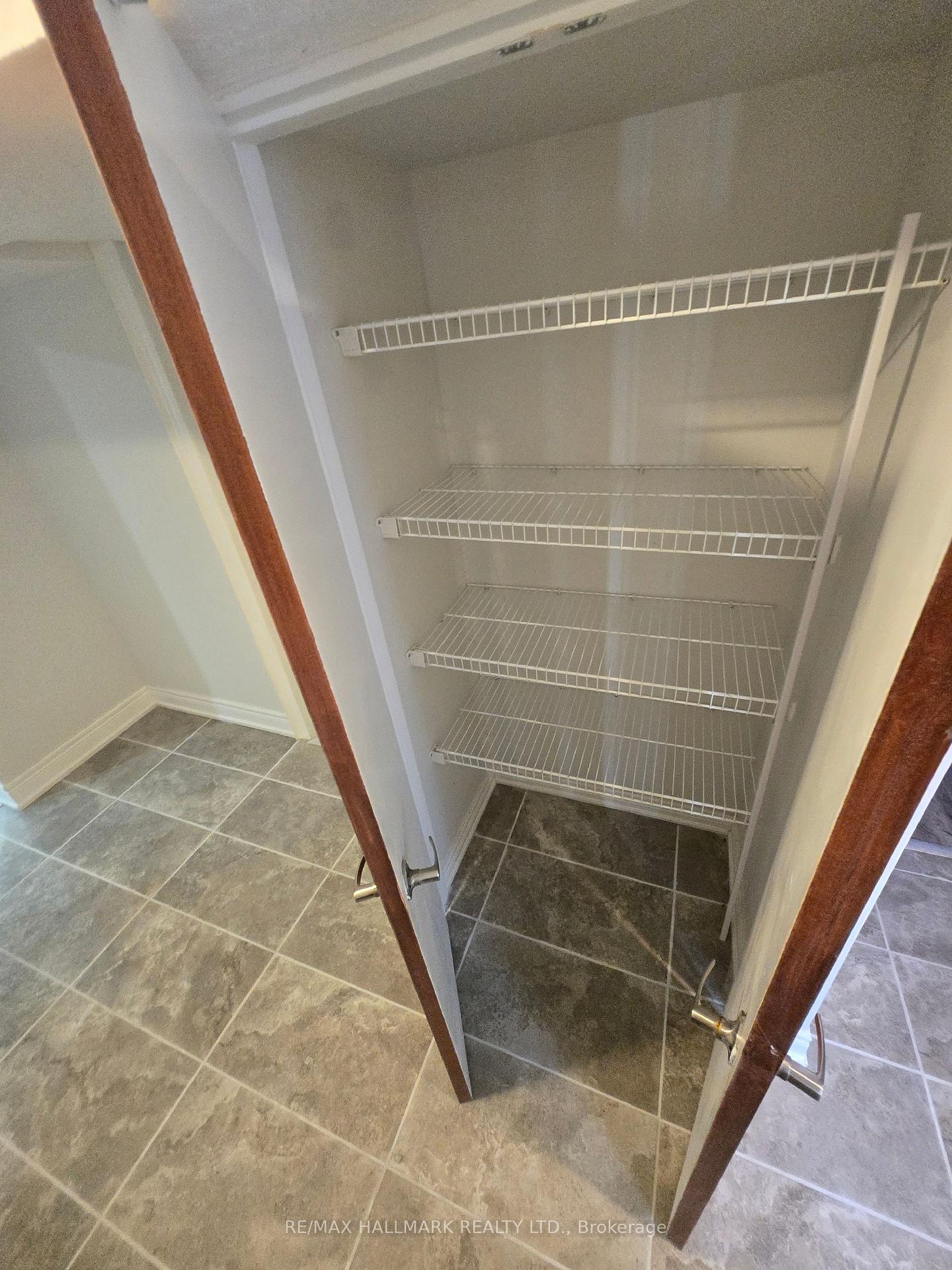 Photo 19 of Unit 101, 18 Summerside Crescent, Cambridge — HOMEH