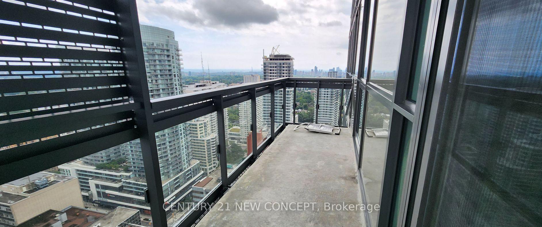 Photo 8 of Unit 3002, 39 Roehampton Avenue, Toronto, Mount Pleasant West — HOMEH