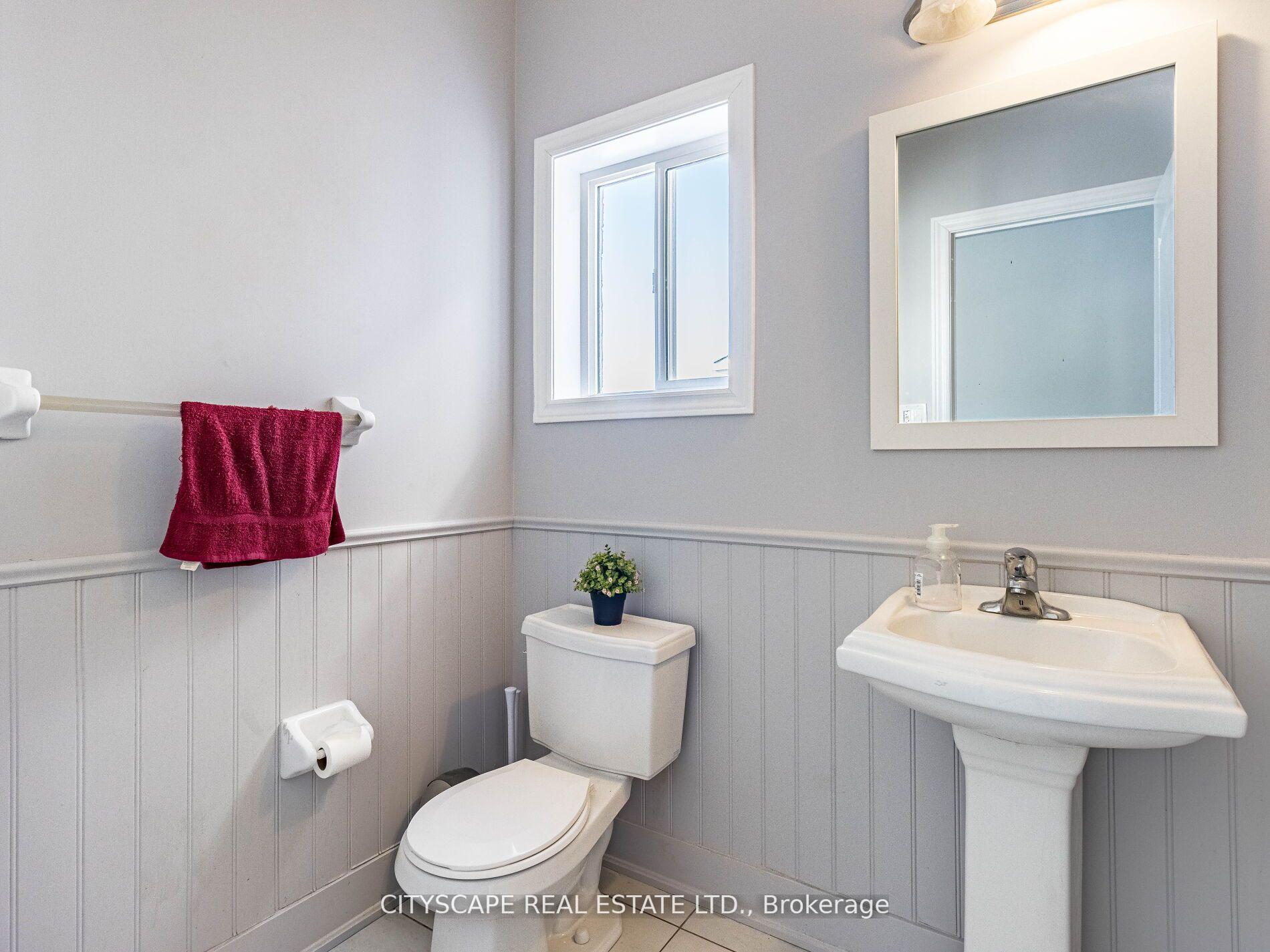 Photo 2 of 222 Irwin Street, Shelburne — HOMEH