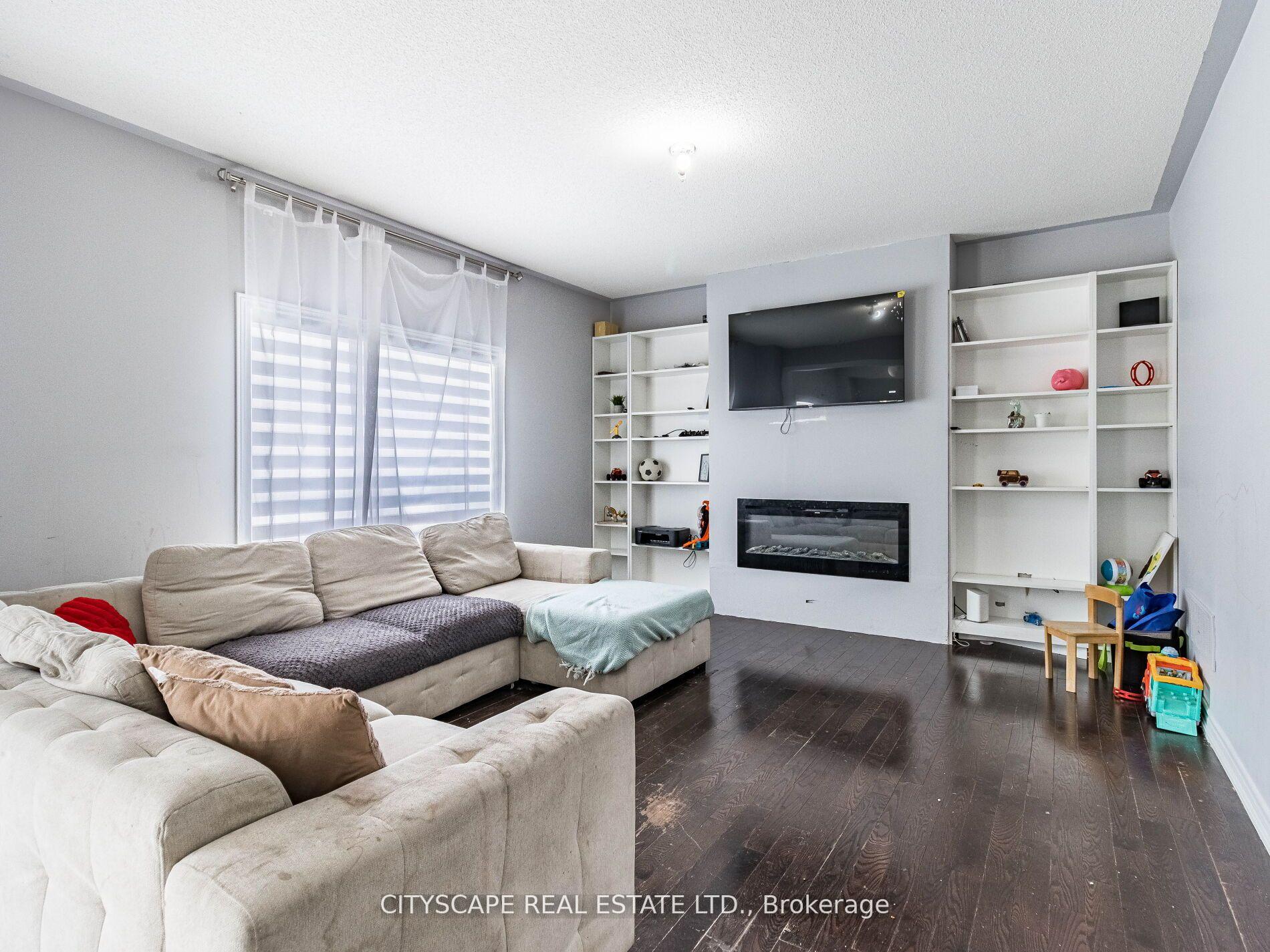 Photo 3 of 222 Irwin Street, Shelburne — HOMEH