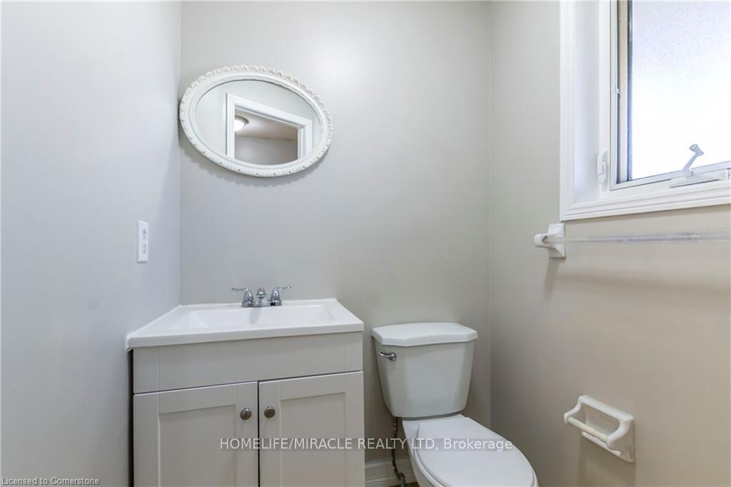 Photo 5 of 419 Downsview Place, Waterloo — HOMEH