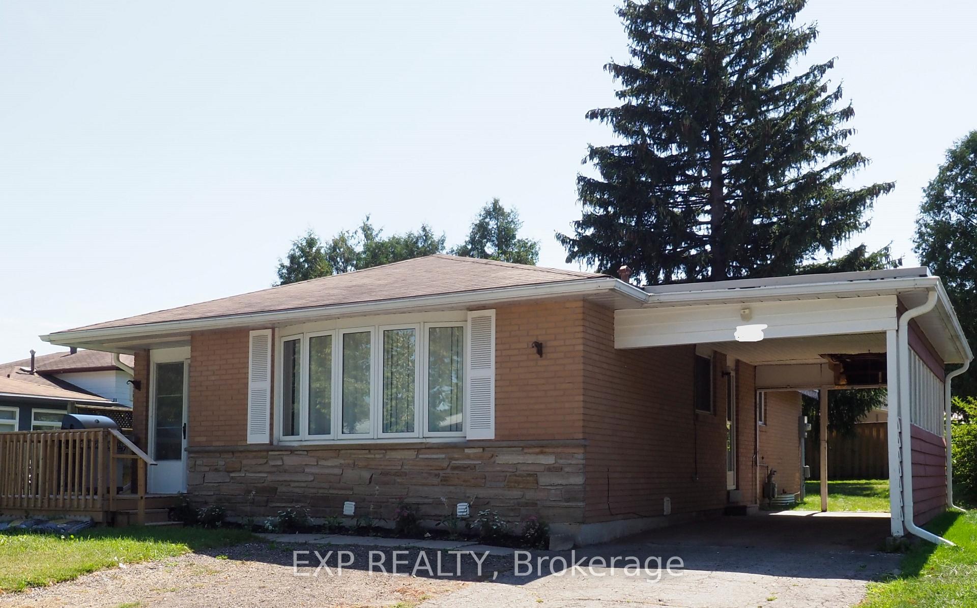 Photo 3 of 129 Hazelglen Drive, Kitchener — HOMEH