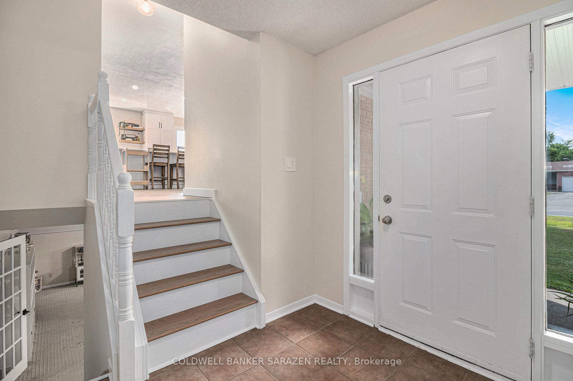 Photo 4 of 8986 Clelland Way, Ottawa, Metcalfe — HOMEH