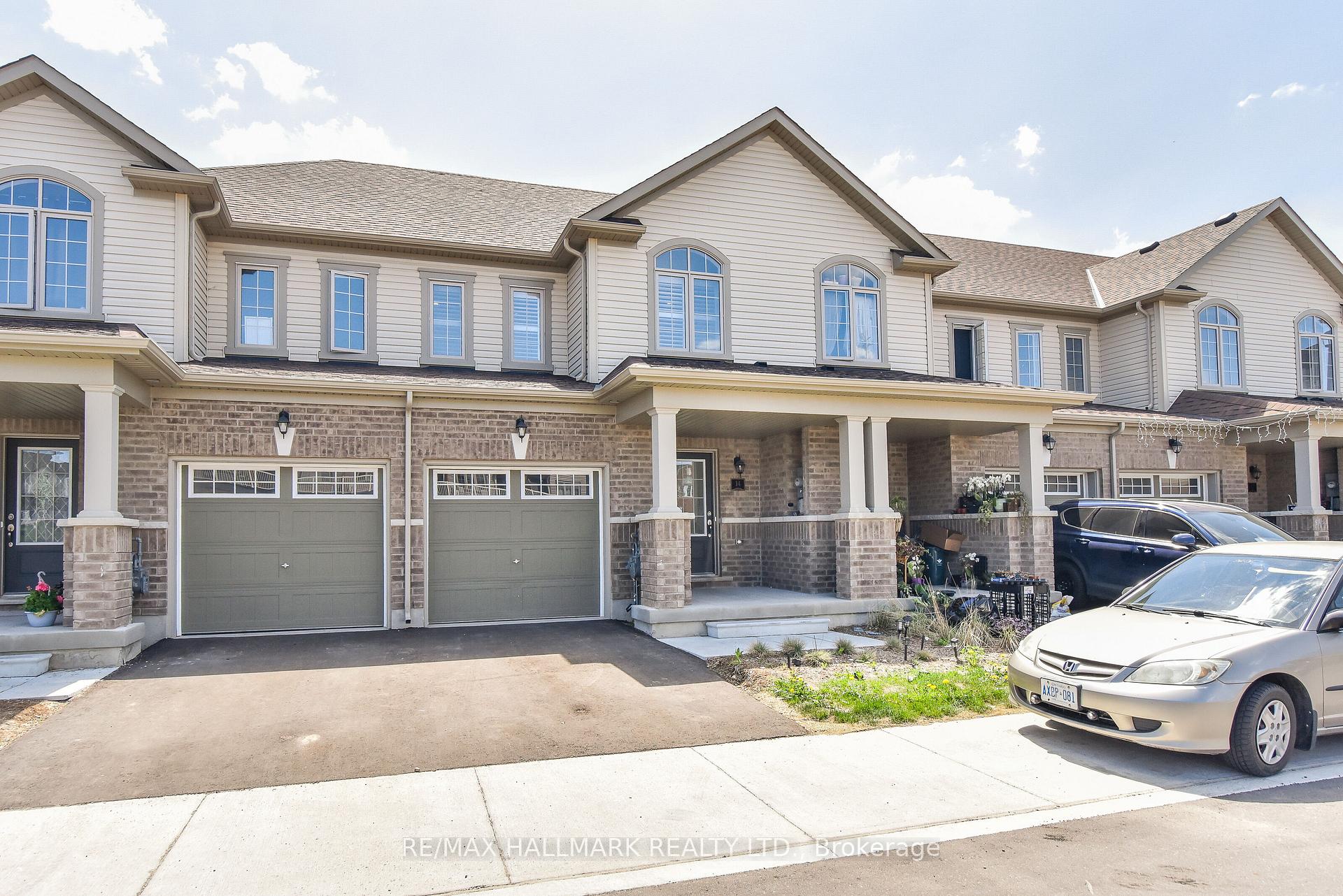 Photo 2 of Unit 14, 740 Linden Drive, Cambridge — HOMEH