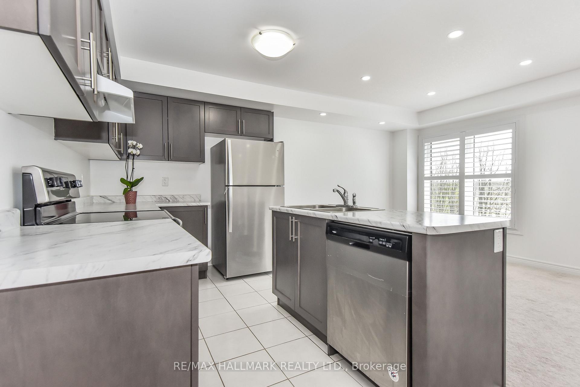 Photo 35 of Unit 14, 740 Linden Drive, Cambridge — HOMEH