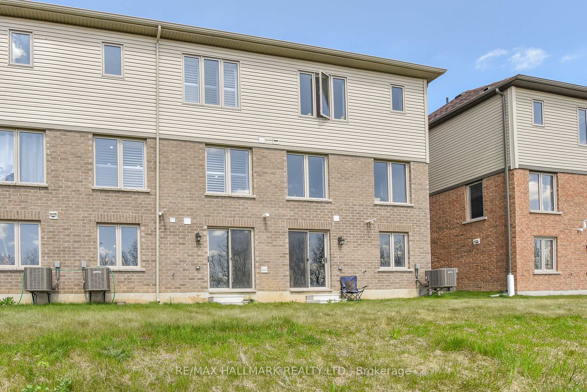 Photo 32 of Unit 14, 740 Linden Drive, Cambridge — HOMEH