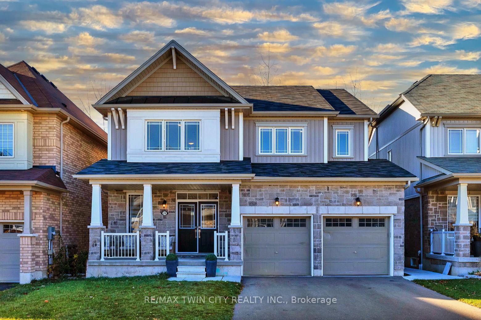 Front of 210 Dolman Street