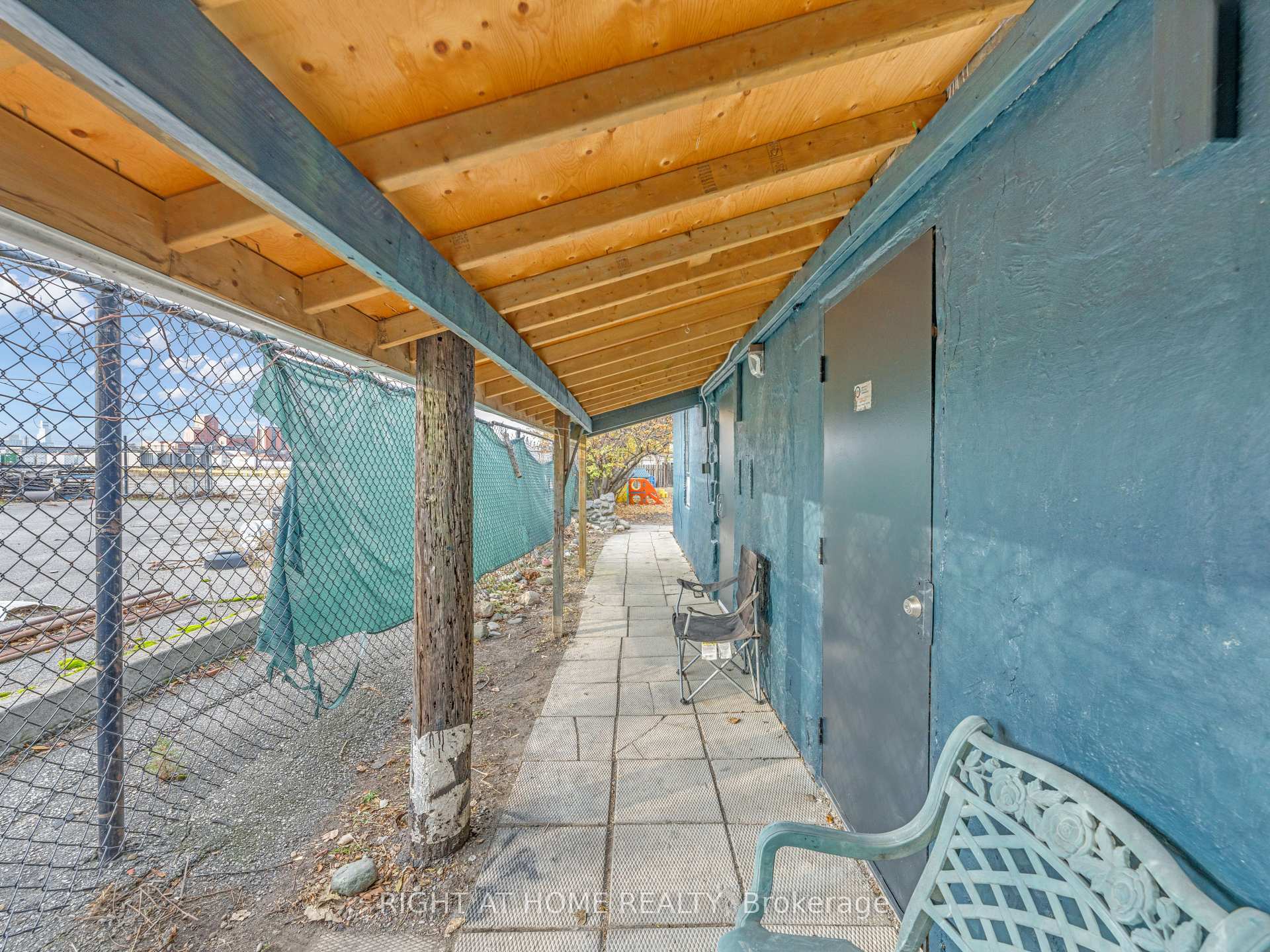 Photo 29 of Unit 12, 279 Drouillard Road, Windsor — HOMEH