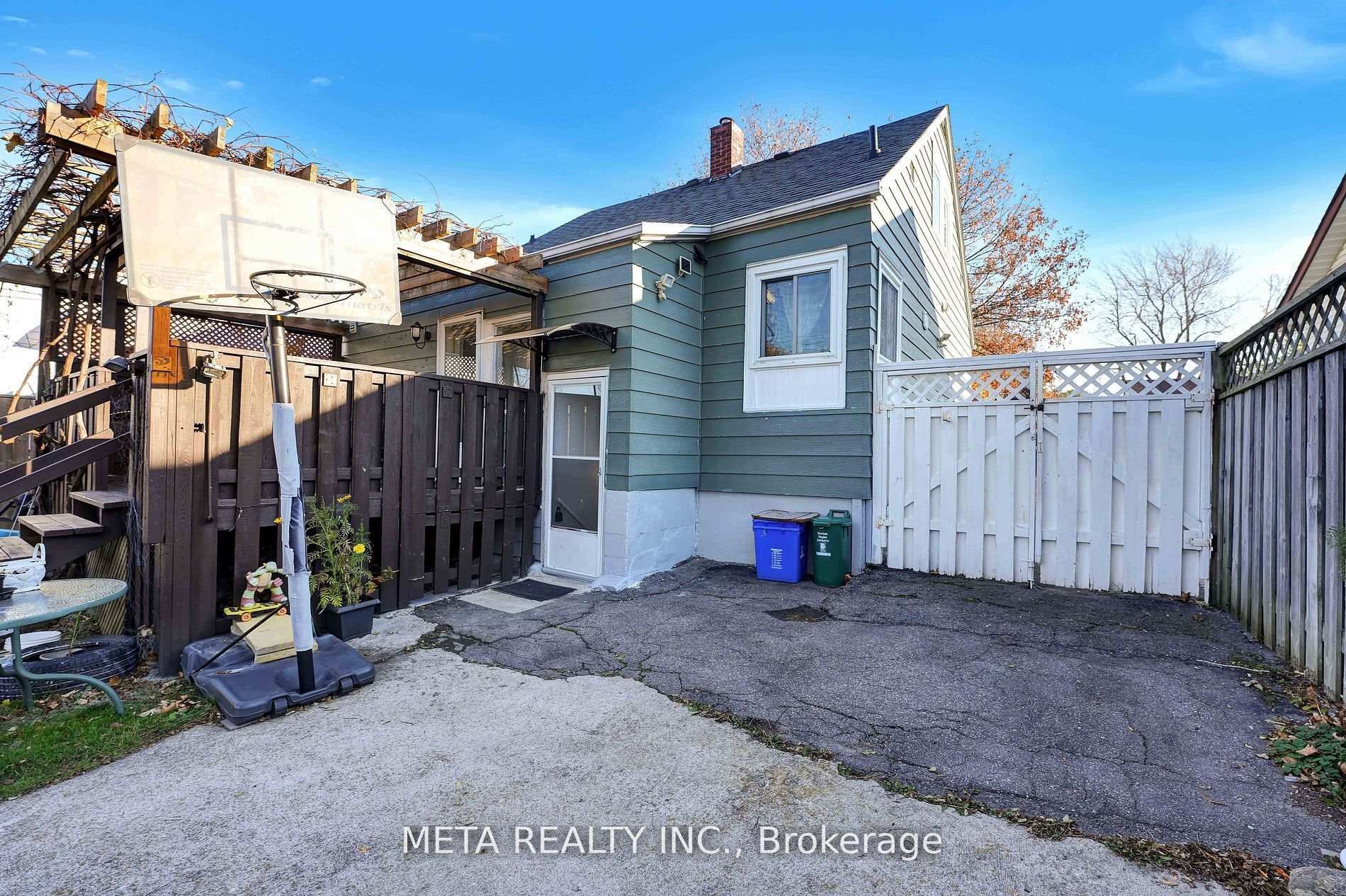 Photo 6 of Unit Bsmt, 53 Beatty Road, Ajax, Northwest Ajax — HOMEH
