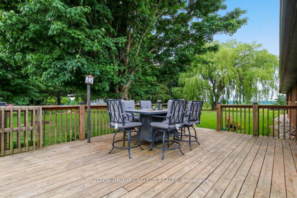 Photo 14 of 16791 Wyton Road, Thames Centre, Rural Thames Centre — HOMEH