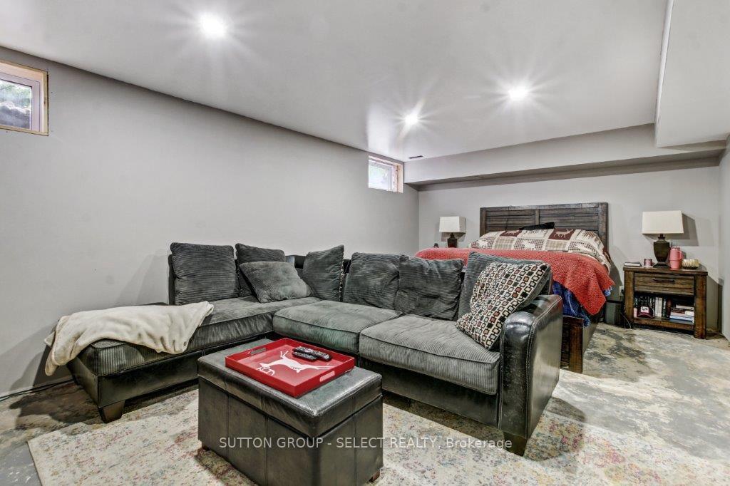 Photo 35 of 16791 Wyton Road, Thames Centre, Rural Thames Centre — HOMEH