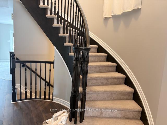 Photo 6 of 29 Fallengale Crescent W, Ottawa, Kanata - Kanata Lakes/Heritage Hills — HOMEH