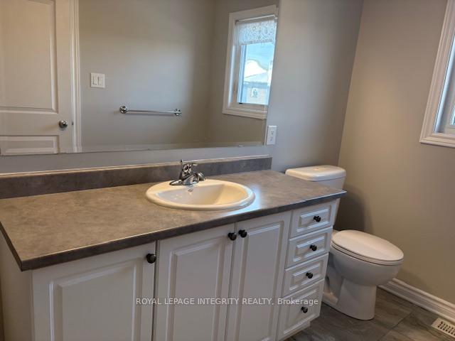 Photo 2 of 29 Fallengale Crescent W, Ottawa, Kanata - Kanata Lakes/Heritage Hills — HOMEH