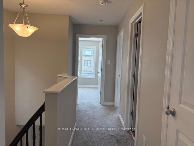 Photo 4 of 29 Fallengale Crescent W, Ottawa, Kanata - Kanata Lakes/Heritage Hills — HOMEH