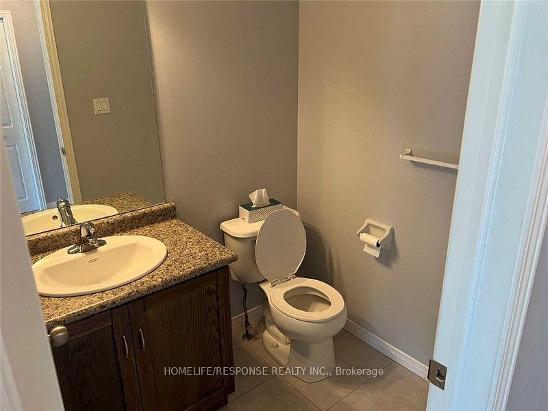 Photo 11 of Unit 9, 305 Briarmeadow Drive, Kitchener — HOMEH