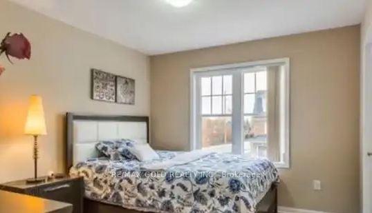 Photo 3 of 4 Bevington Road, Brampton, Northwest Brampton — HOMEH