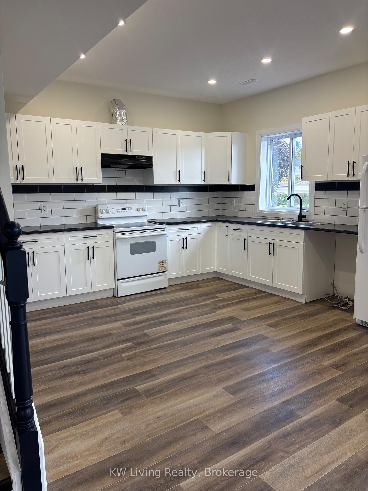 Photo 2 of 3A1 Kovac Road, Cambridge — HOMEH