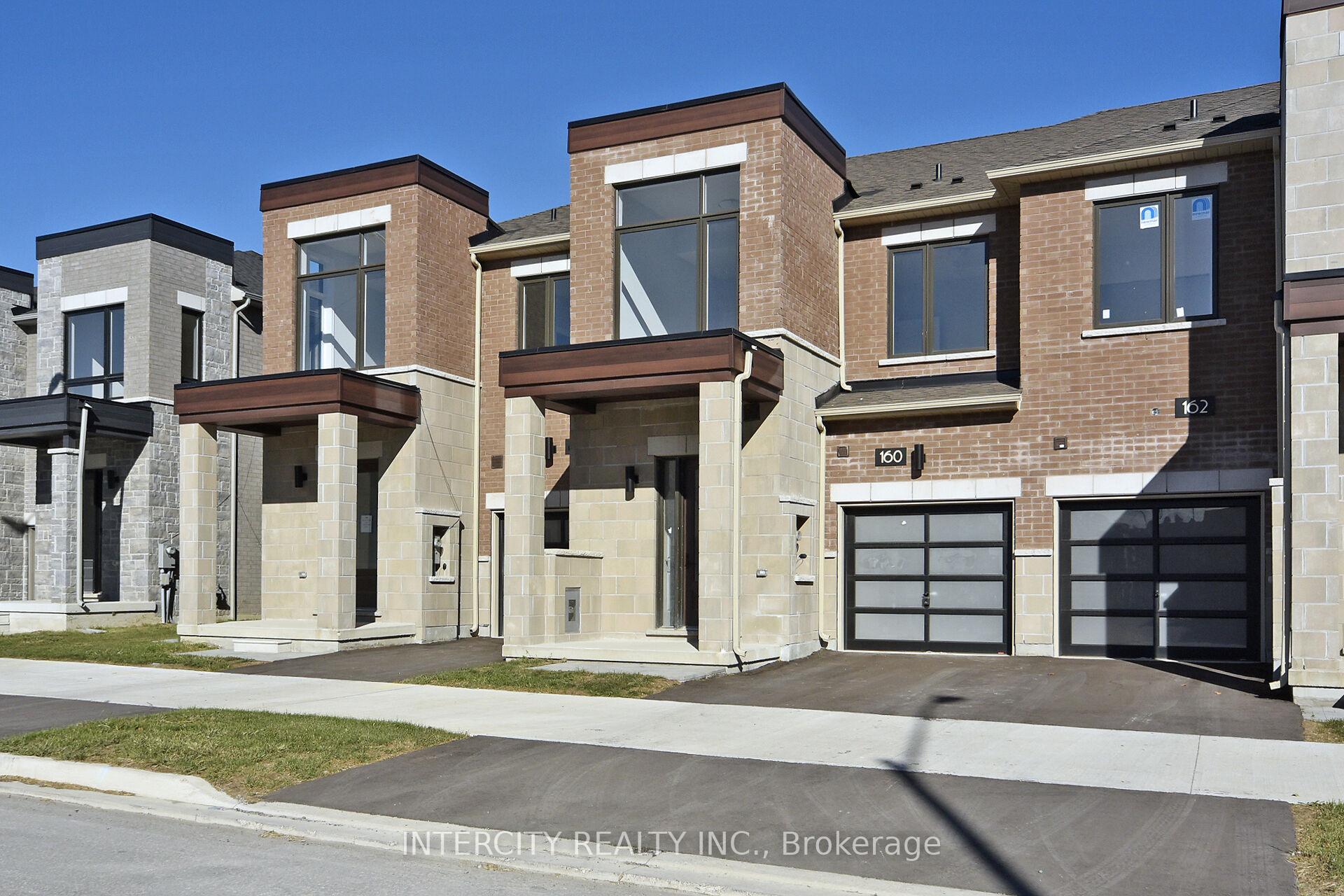 Photo 3 of 160 Mumbai Drive, Markham, Middlefield — HOMEH