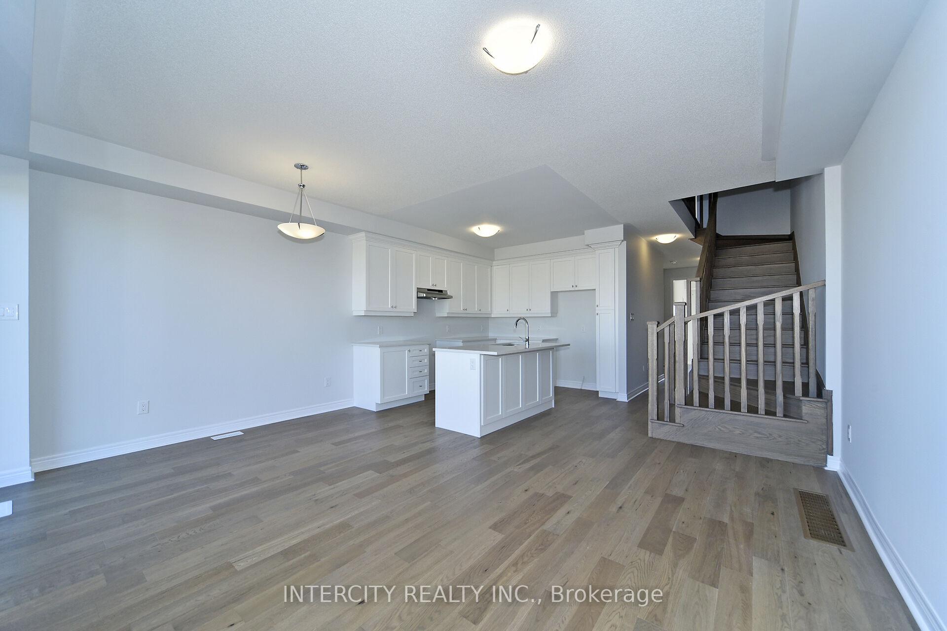 Photo 27 of 160 Mumbai Drive, Markham, Middlefield — HOMEH