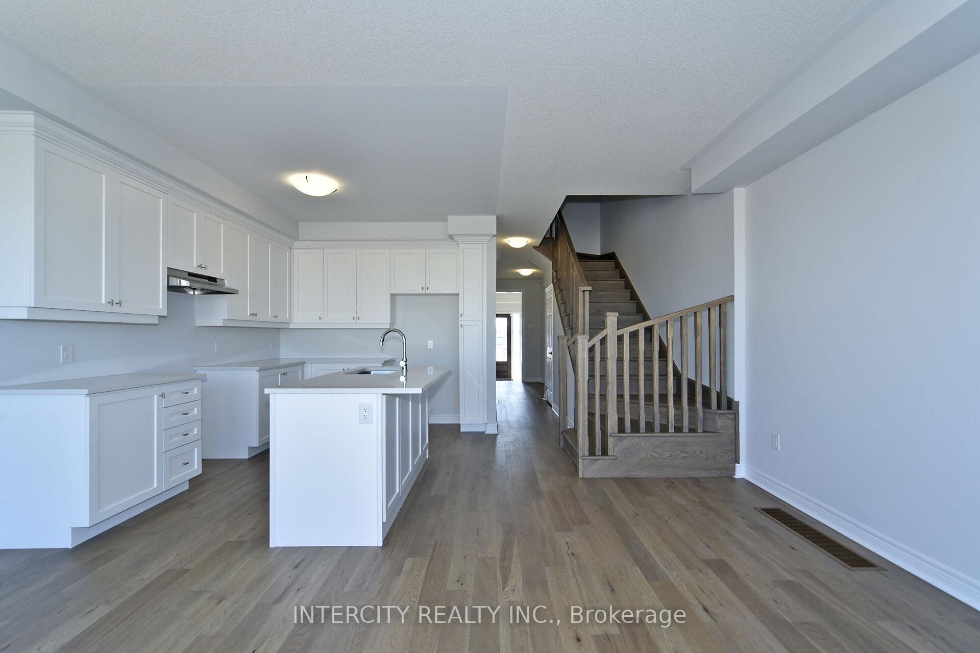 Photo 34 of 160 Mumbai Drive, Markham, Middlefield — HOMEH
