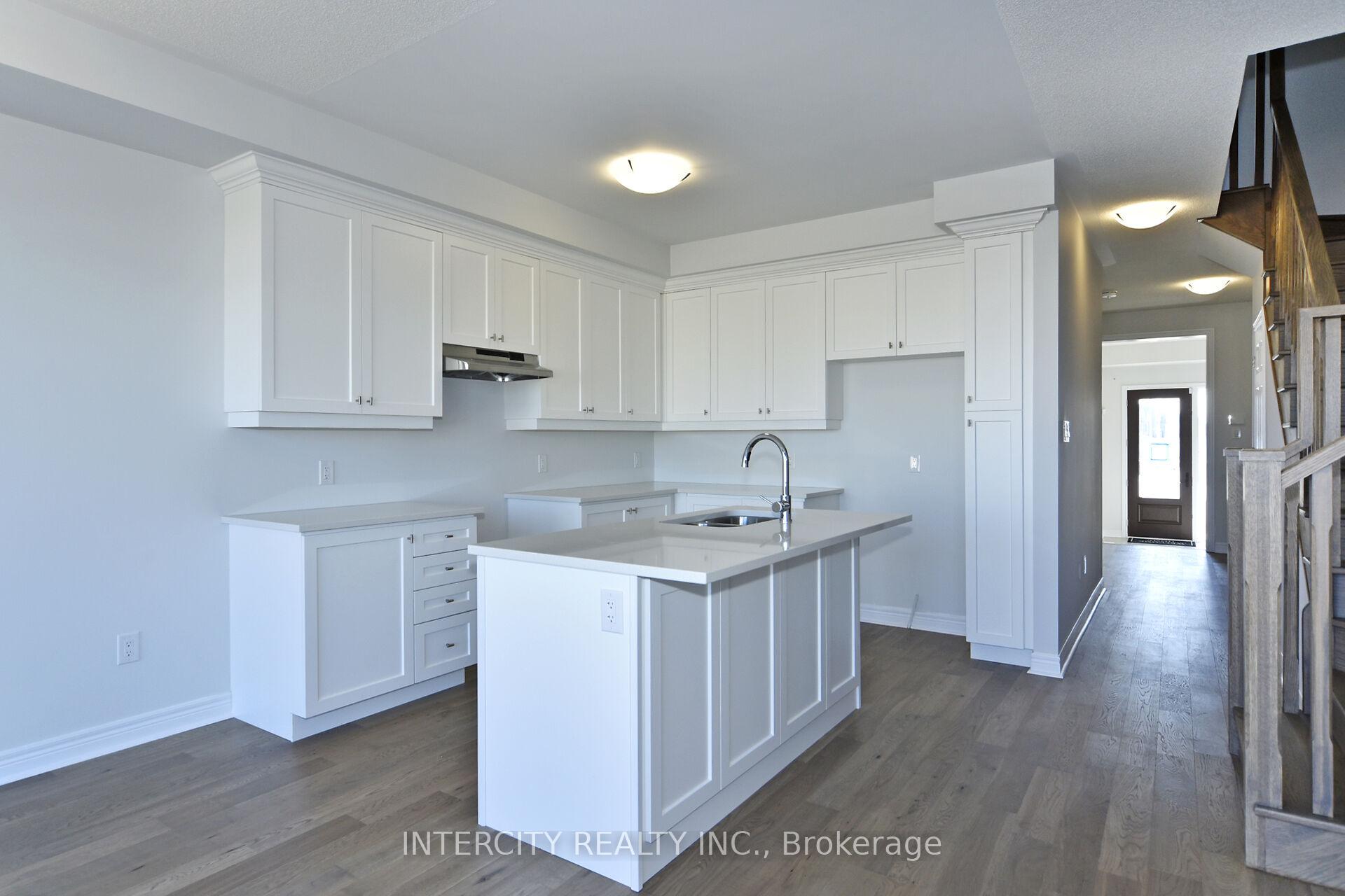 Photo 22 of 160 Mumbai Drive, Markham, Middlefield — HOMEH