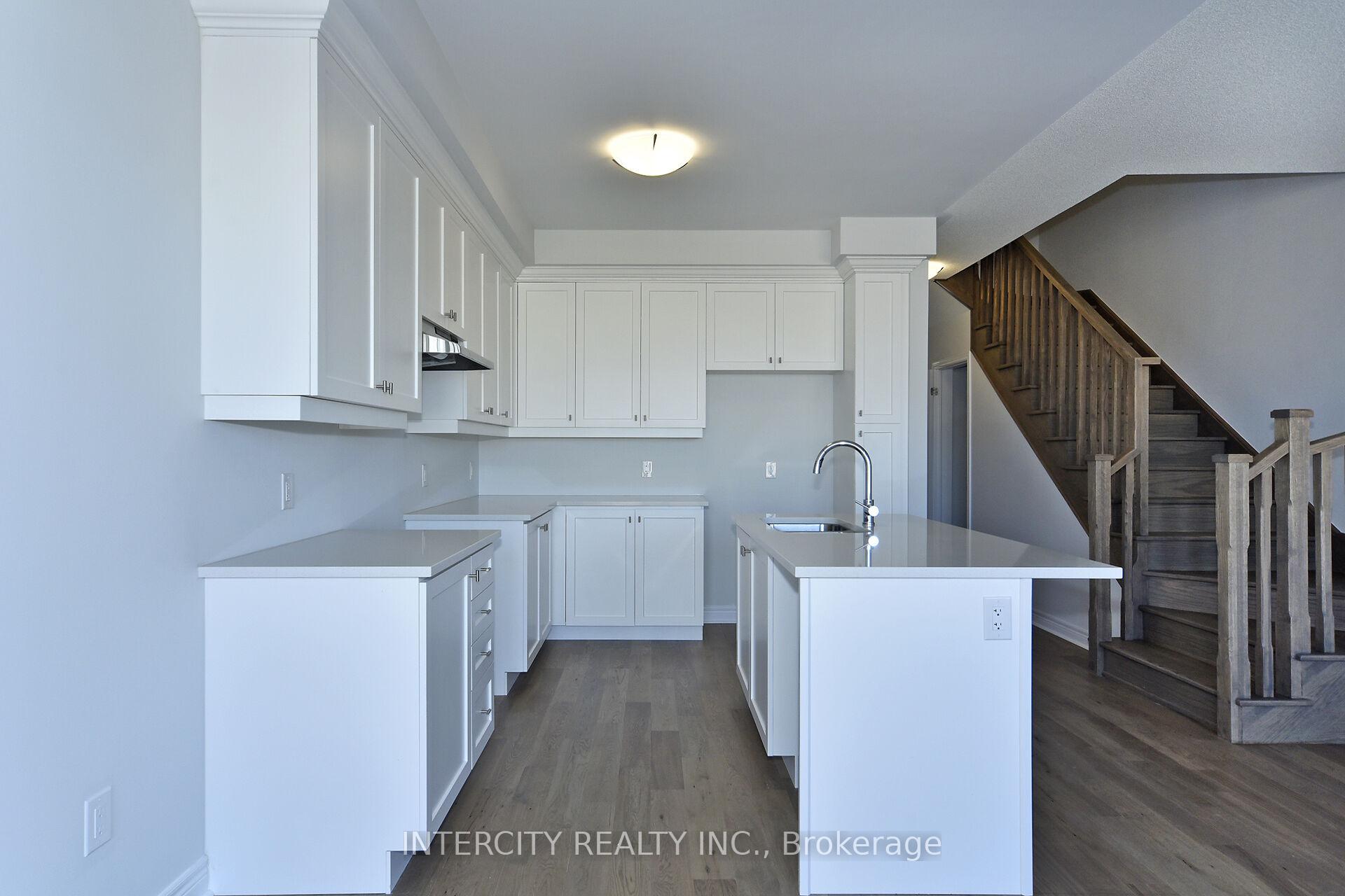 Photo 29 of 160 Mumbai Drive, Markham, Middlefield — HOMEH