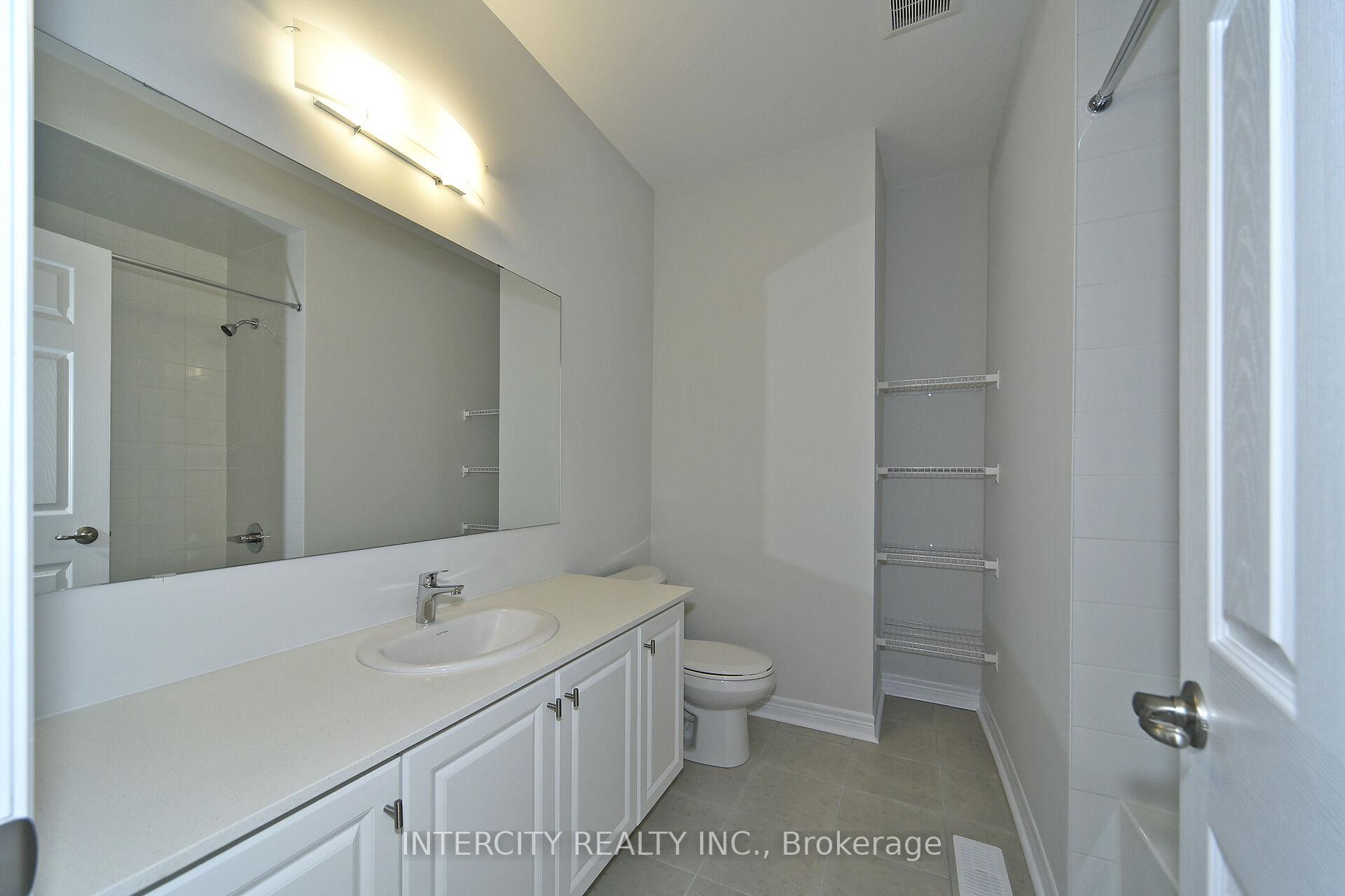 Photo 35 of 160 Mumbai Drive, Markham, Middlefield — HOMEH