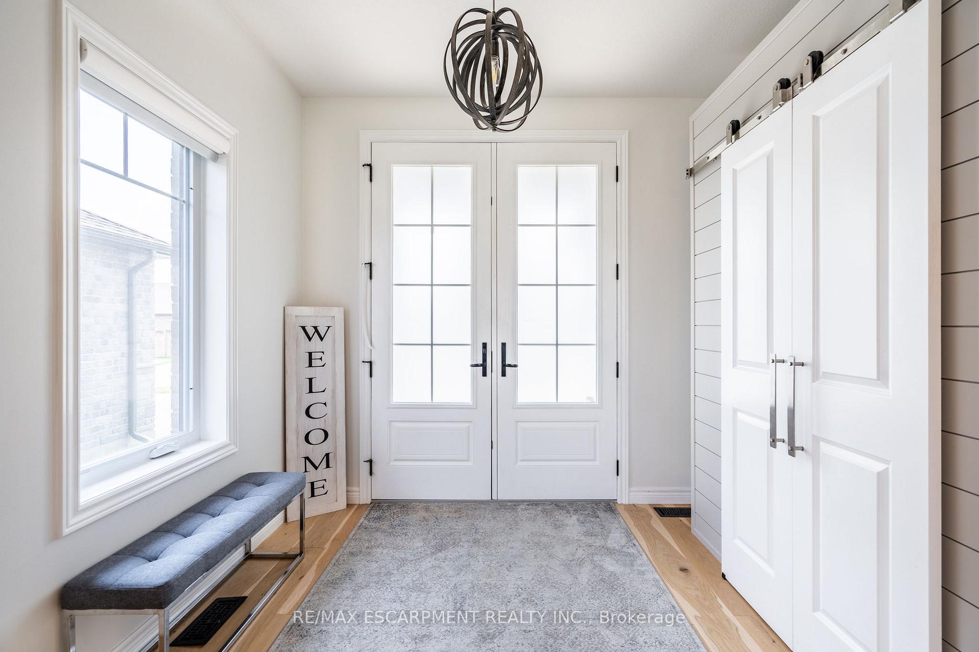 Photo 16 of 16 Whiting Drive, Brant, Paris — HOMEH