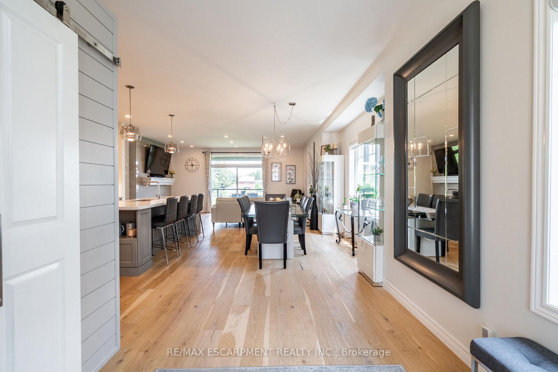 Photo 20 of 16 Whiting Drive, Brant, Paris — HOMEH
