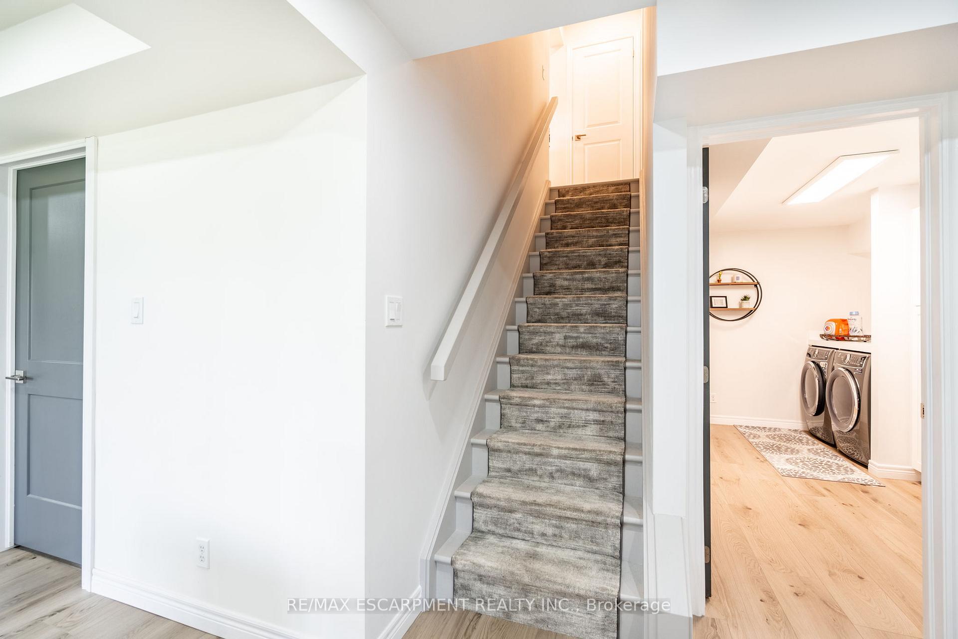 Photo 27 of 16 Whiting Drive, Brant, Paris — HOMEH