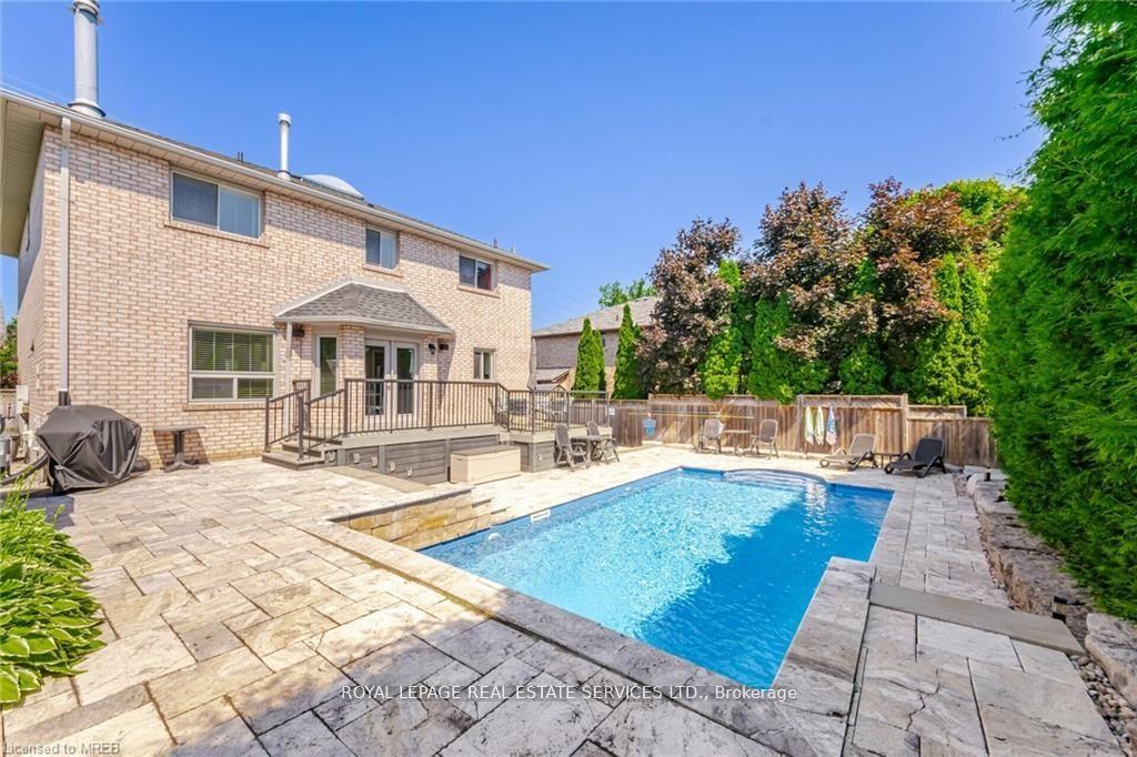 Photo 28 of 125 Ferndale Drive S, Barrie, Ardagh — HOMEH