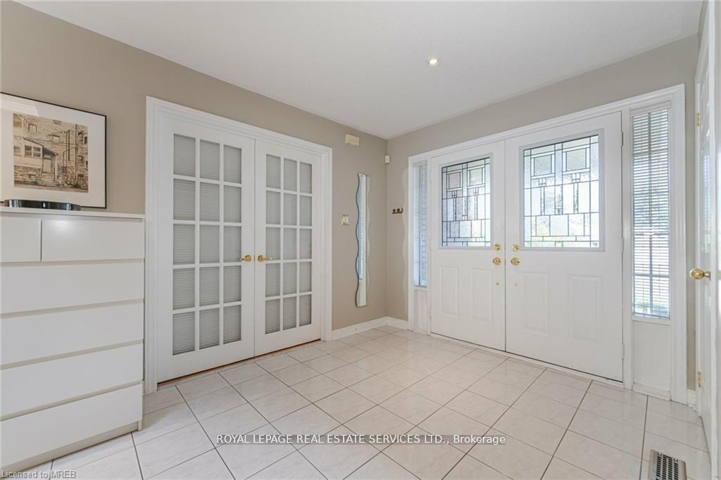 Photo 24 of 125 Ferndale Drive S, Barrie, Ardagh — HOMEH