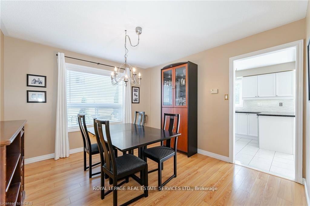Photo 26 of 125 Ferndale Drive S, Barrie, Ardagh — HOMEH